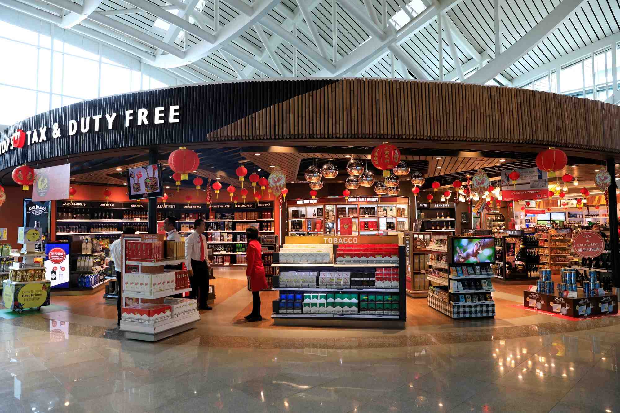 Le groupe suisse dufry va racheter l'italien autogrill