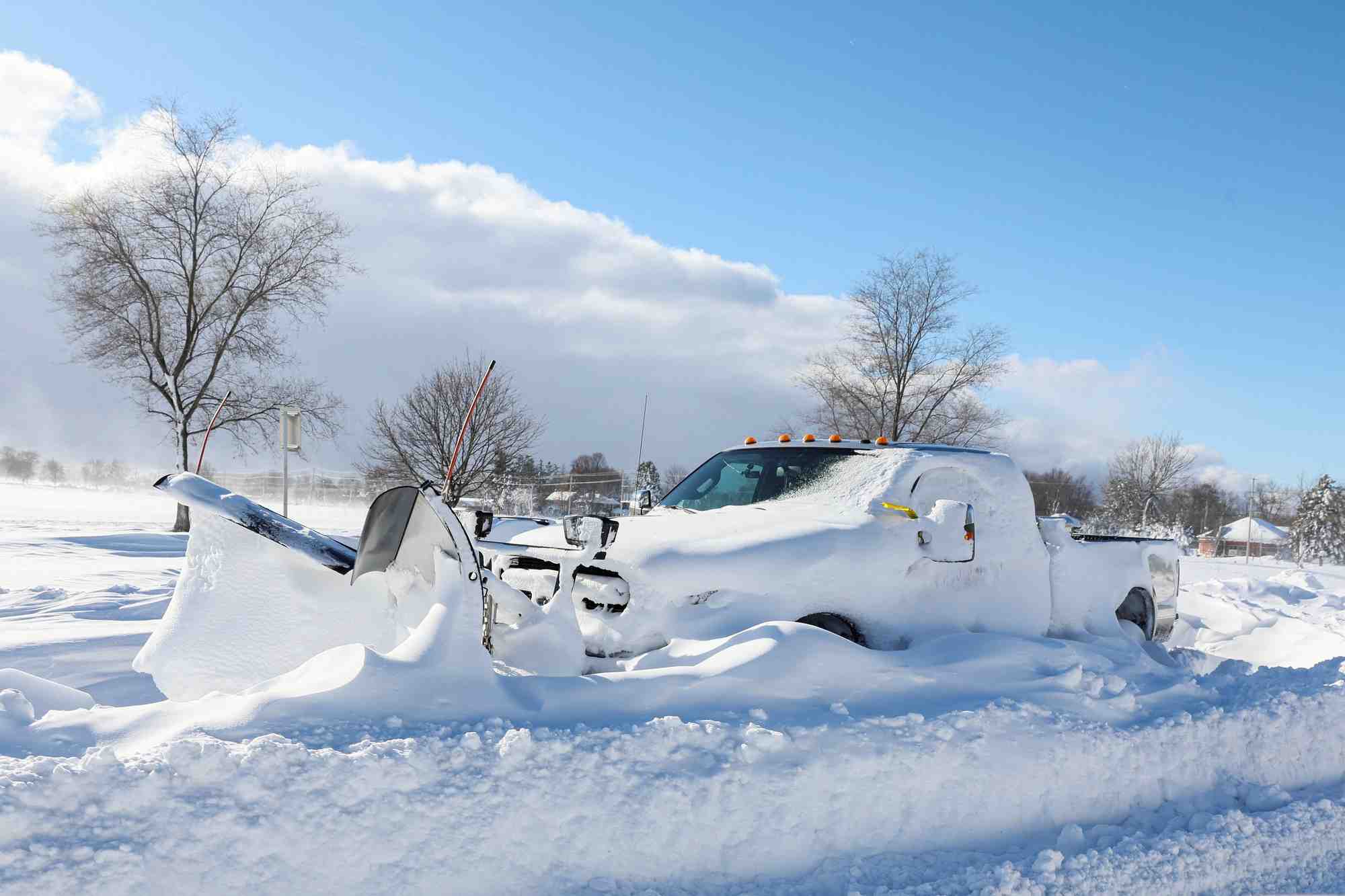 Une tempete hivernale frappe buffalo, new york