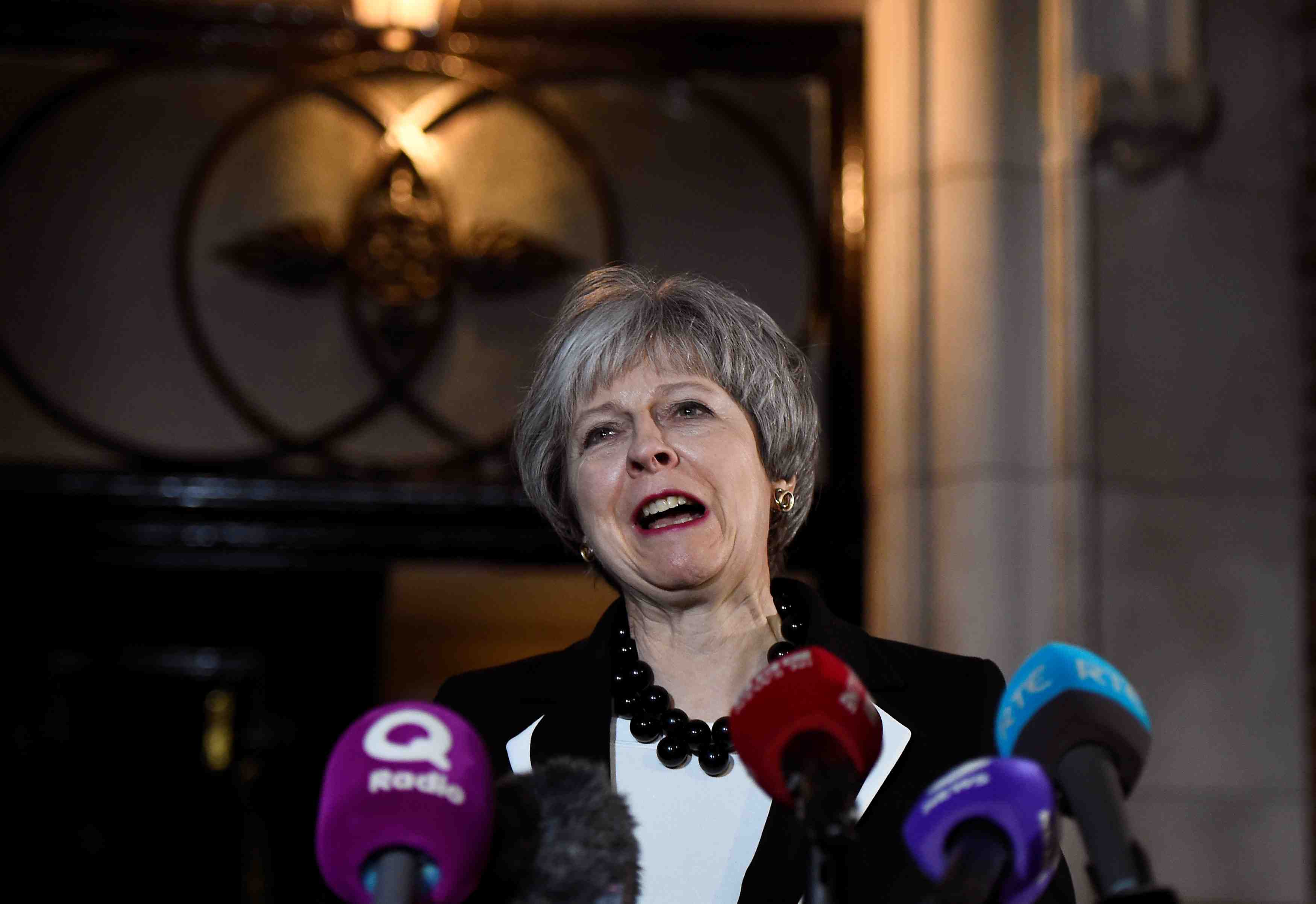 May et varadkar optimistes sur une sortie de crise en ulster