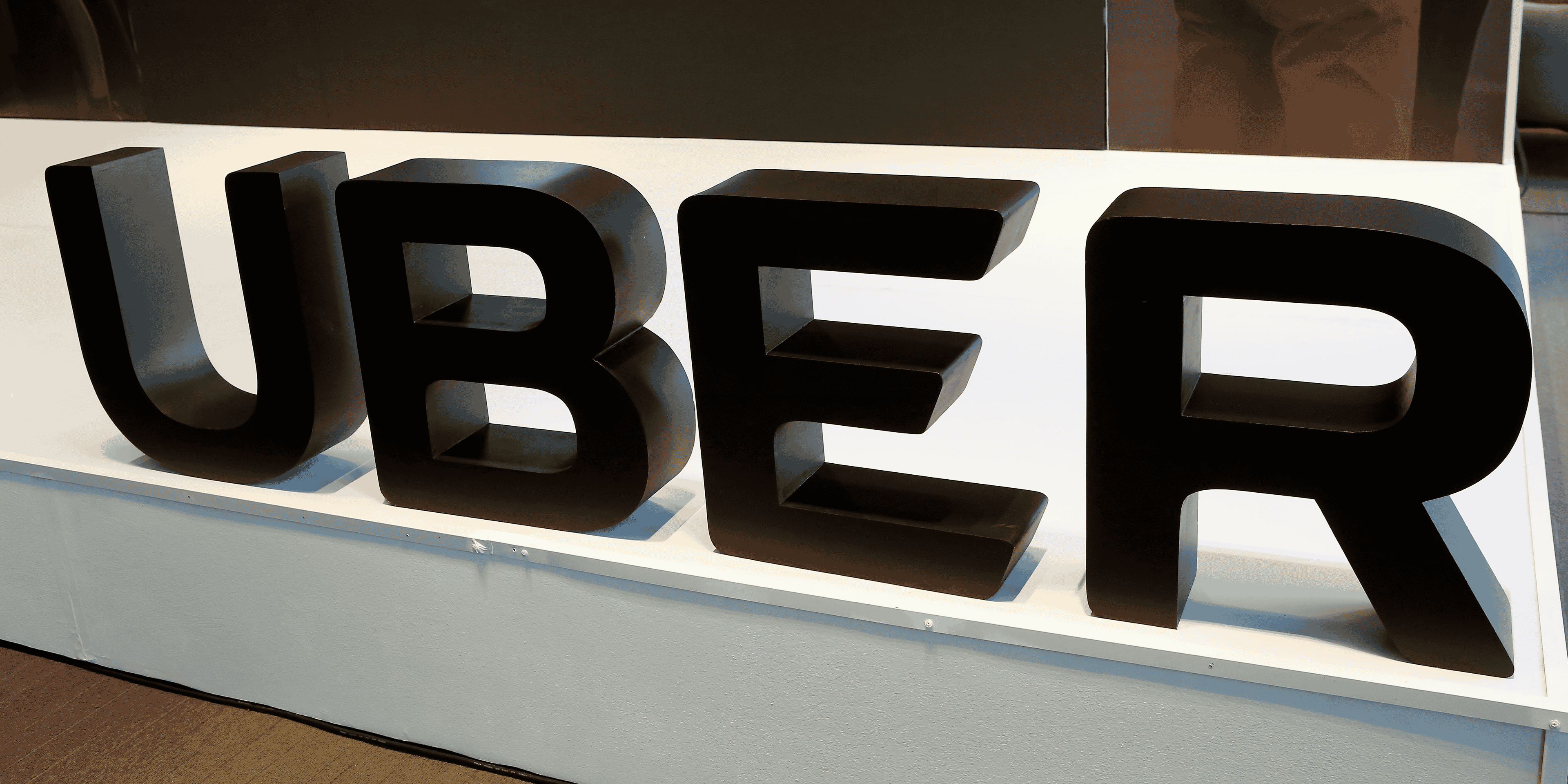 La justice requalifie un chauffeur uber en salarie