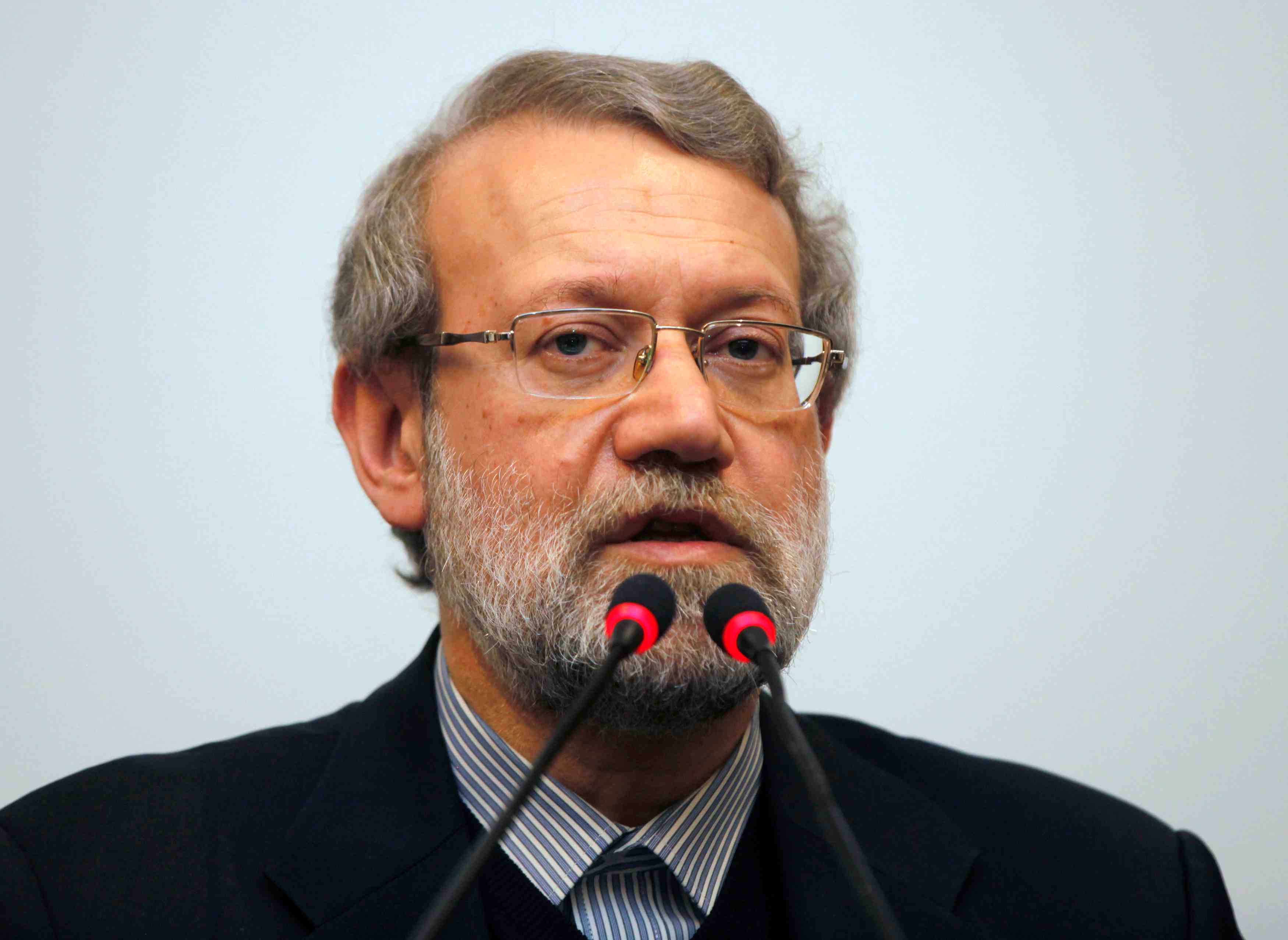 L'iran a trois a quatre mille centrifugeuses, selon larijani