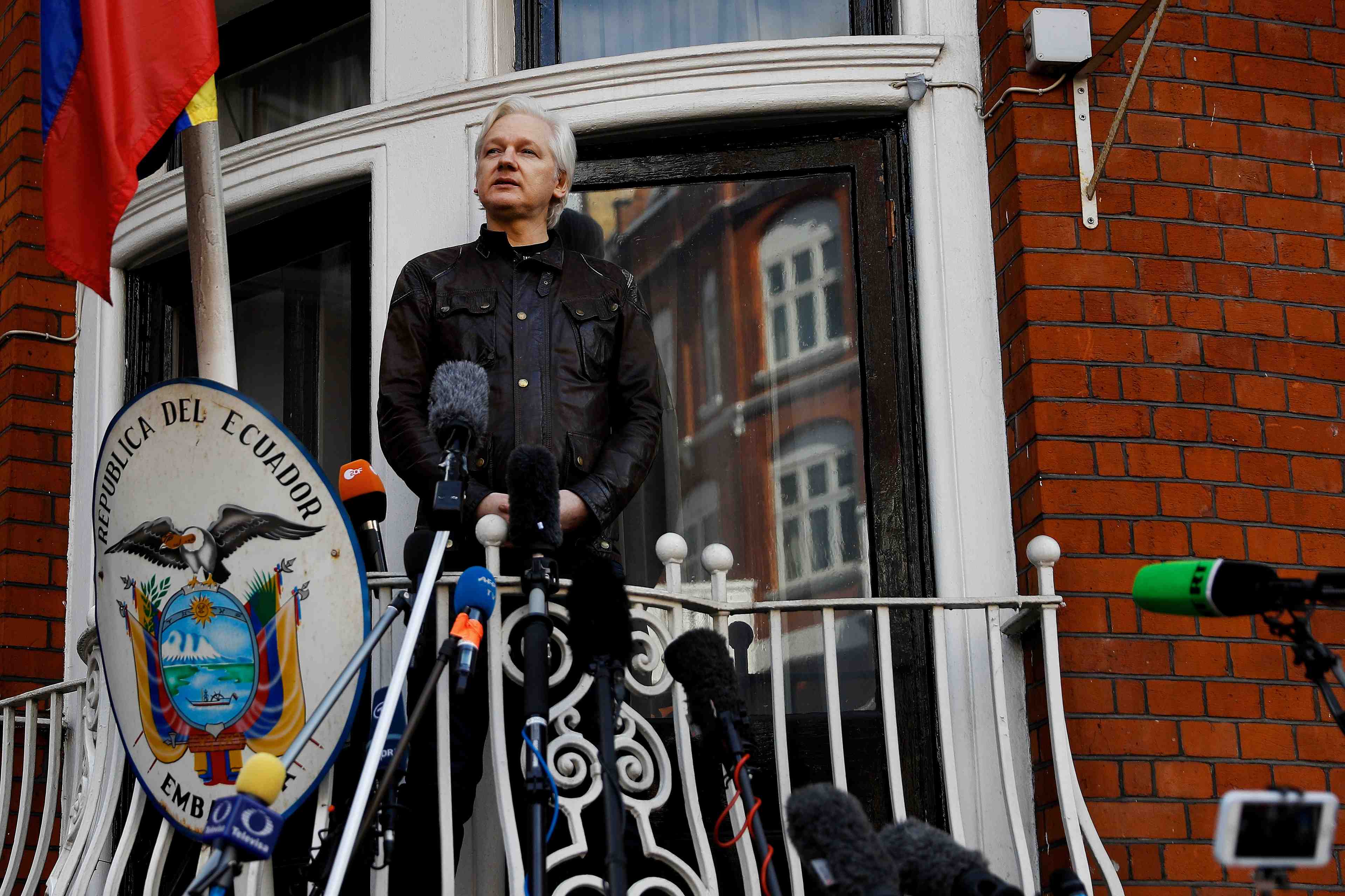 L'equateur veut enqueter sur les activites de julian assange