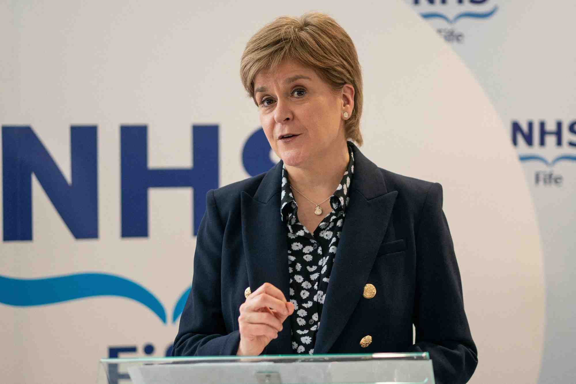 Nicola sturgeon effectue sa derniere visite officielle en tant que premiere ministre ecossaise