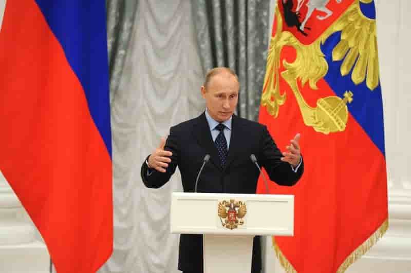 Vladimir Poutine va rencontrer en France ses adversaires occidentaux