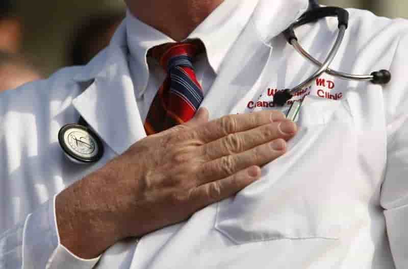 Aux usa, les laboratoires ont verse 7,5 milliards de dollars aux medecins en 2015