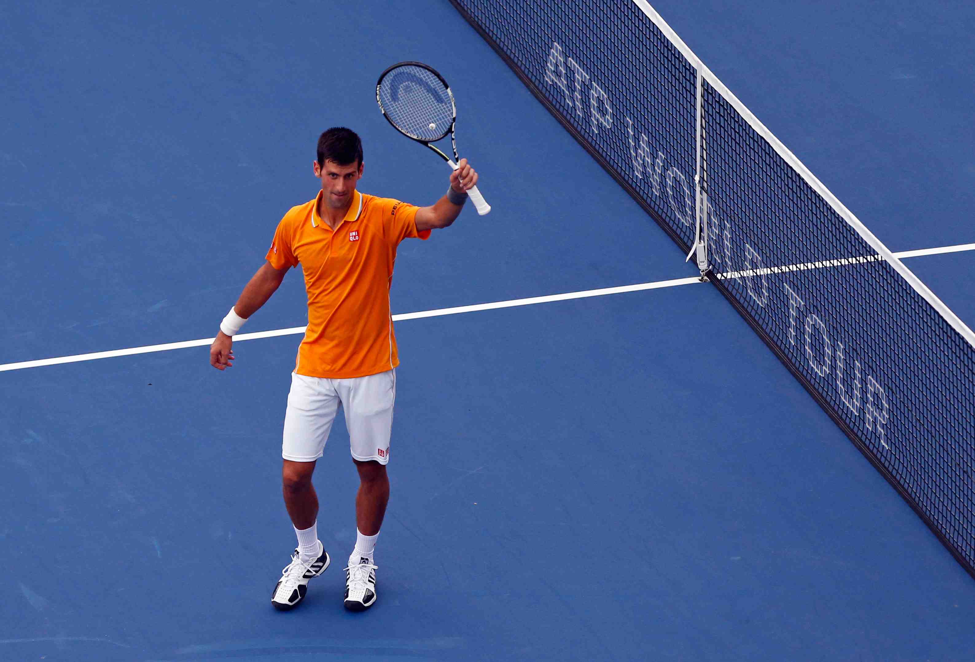 Djokovic domine facilement wawrinka