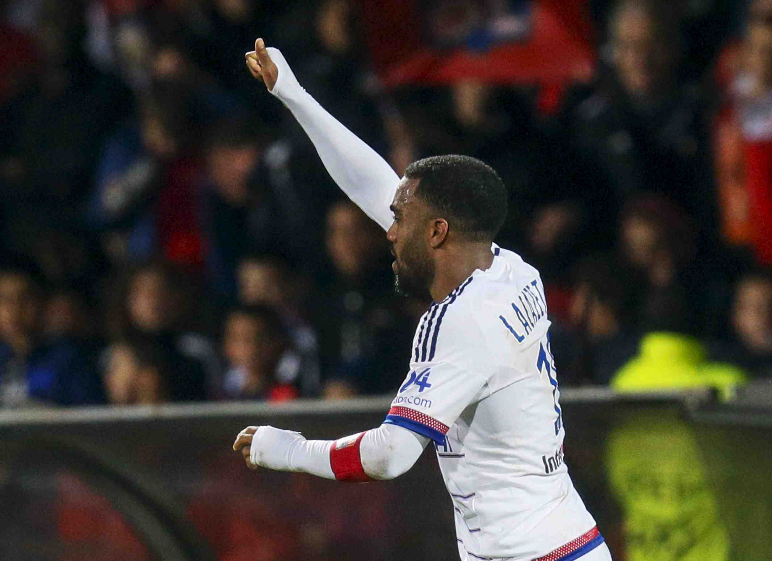 Lyon sauve l'honneur et elimine valence