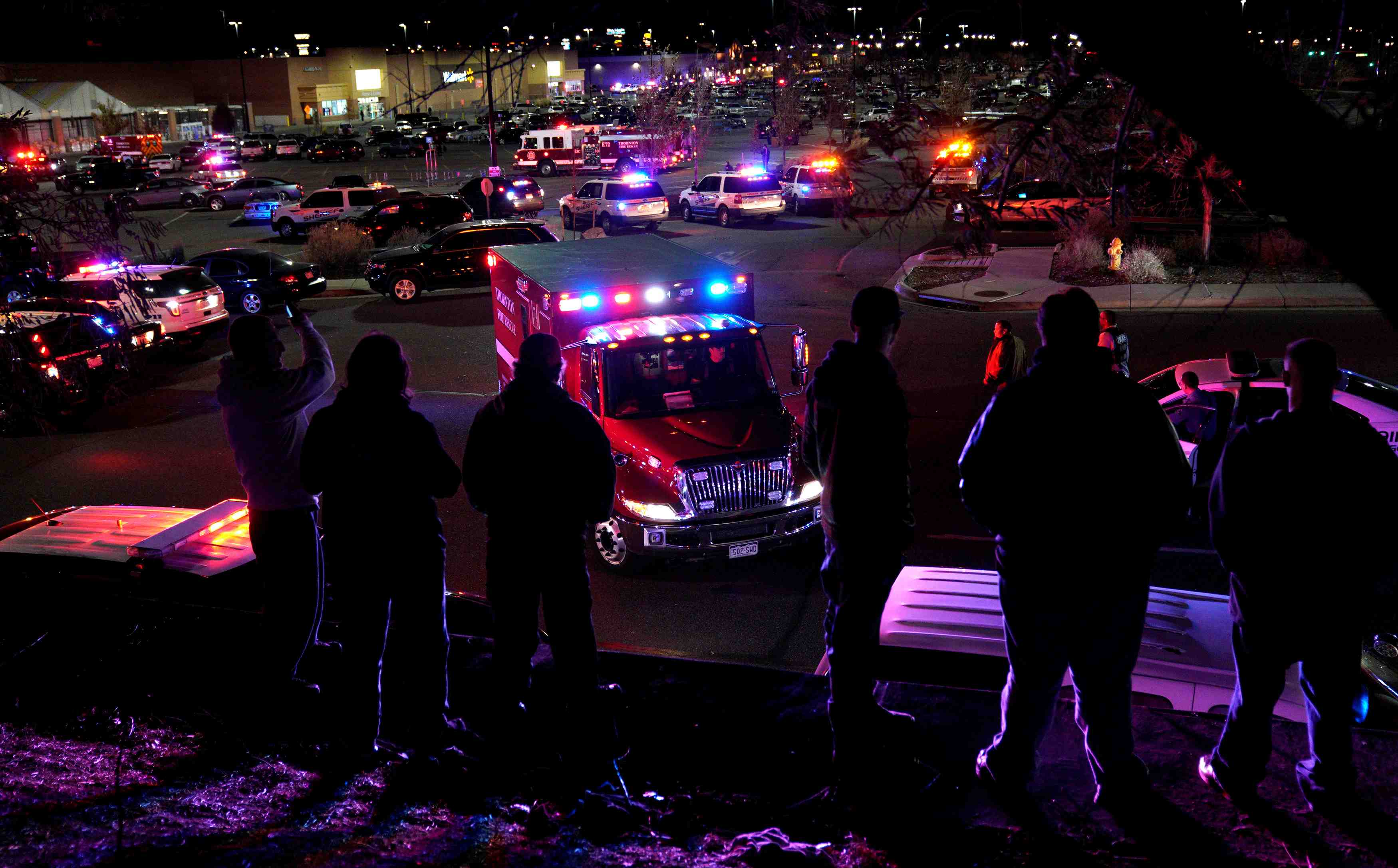 Usa: trois morts dans une fusillade dans la banlieue de denver