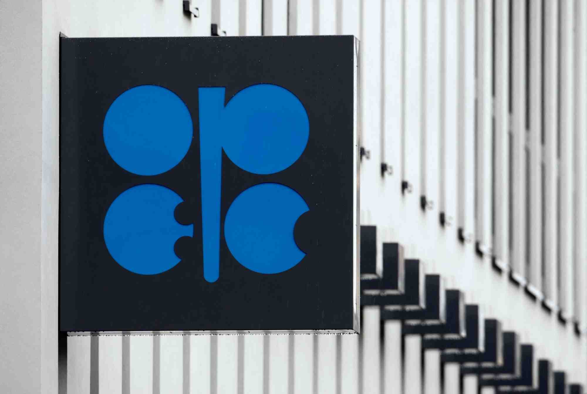 L'opep+ va entamer ses discussions, pressions sur les capacites de production