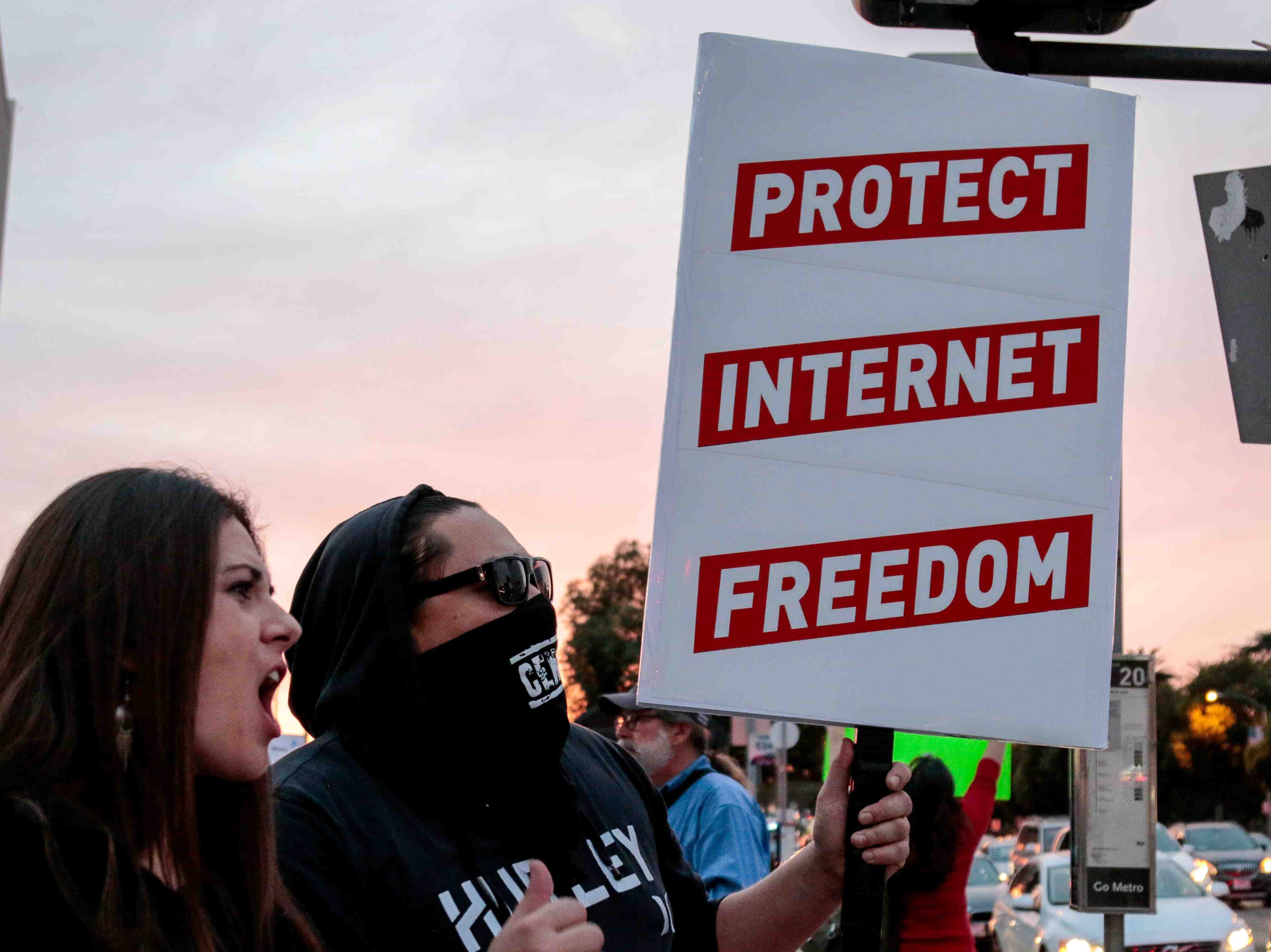 Neutralite d'internet: la californie poursuivie par des fai