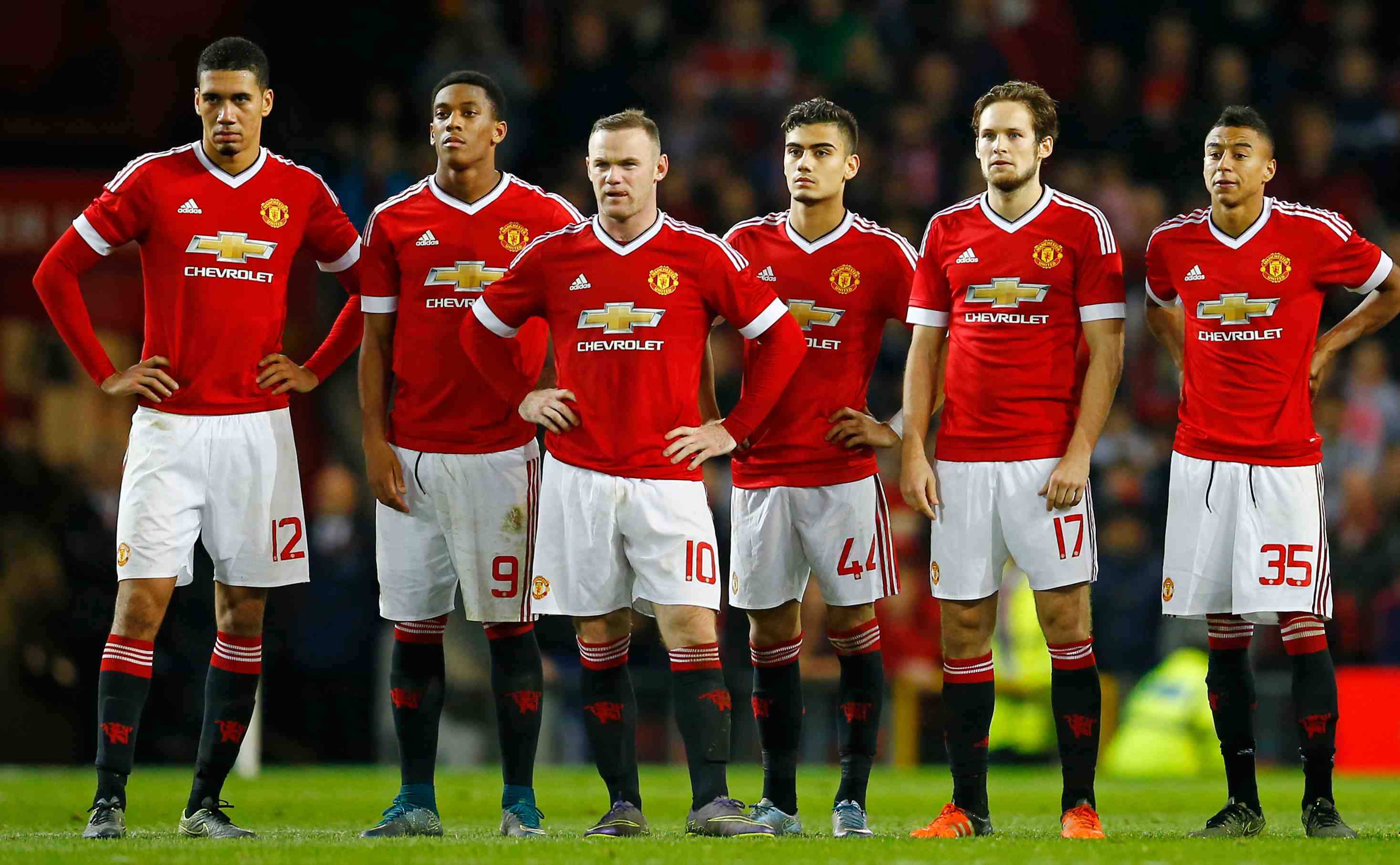 Manchester city brille contre crystal palace, united chute contre middlesbrough