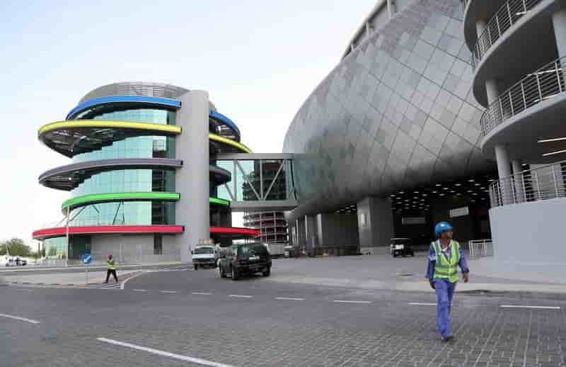 Des expatries pries de rester au qatar