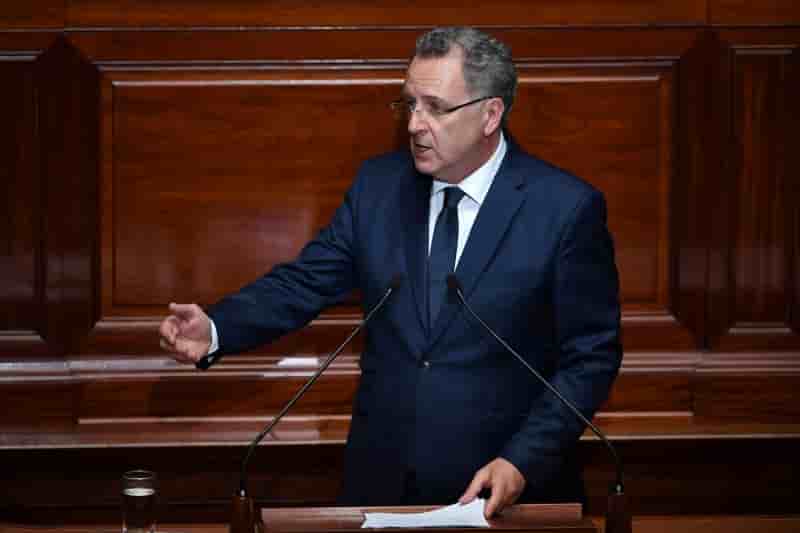 Ferrand (lrem) fixe sur son sort en fin de semaine