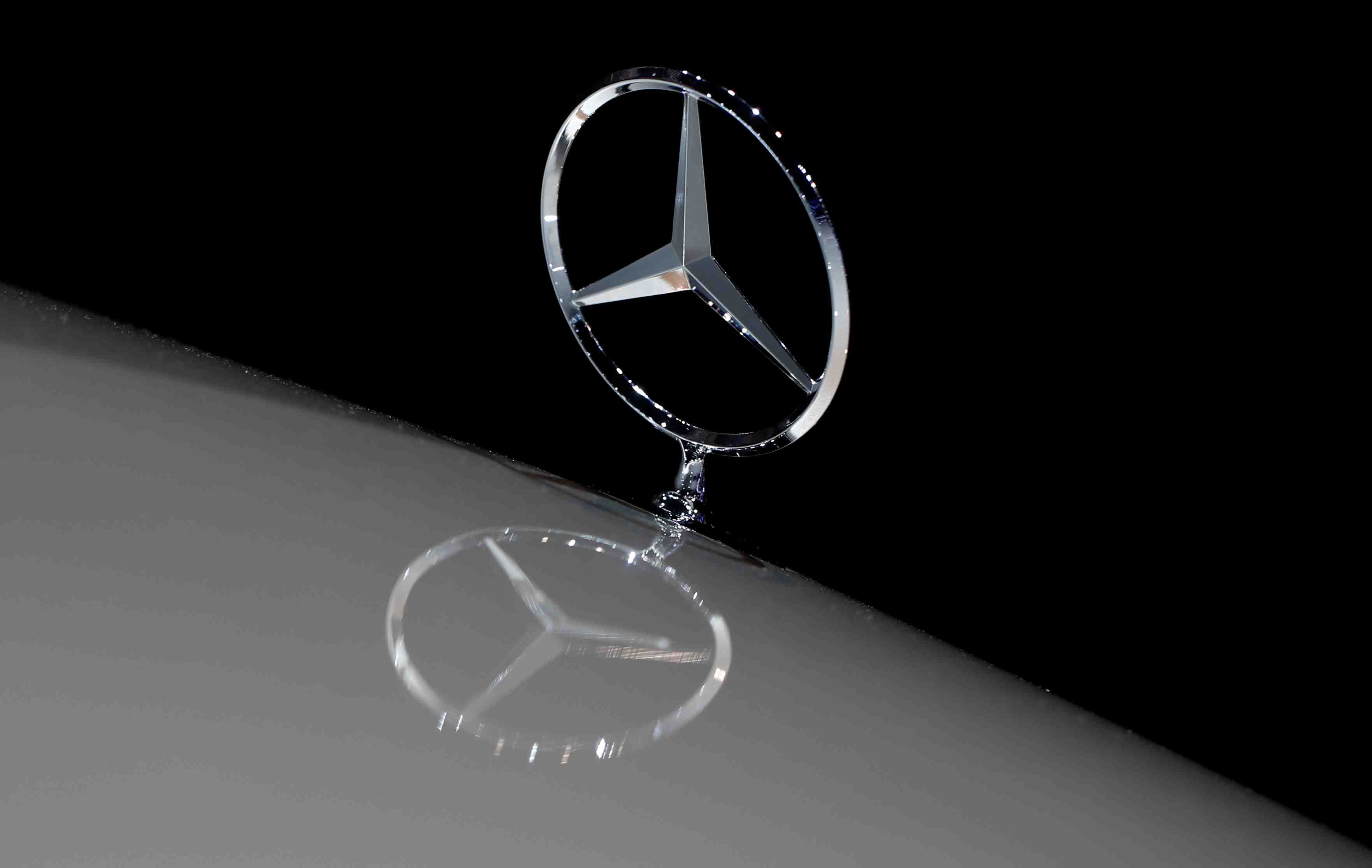 Enquete aux usa sur les recents rappels de mercedes-benz