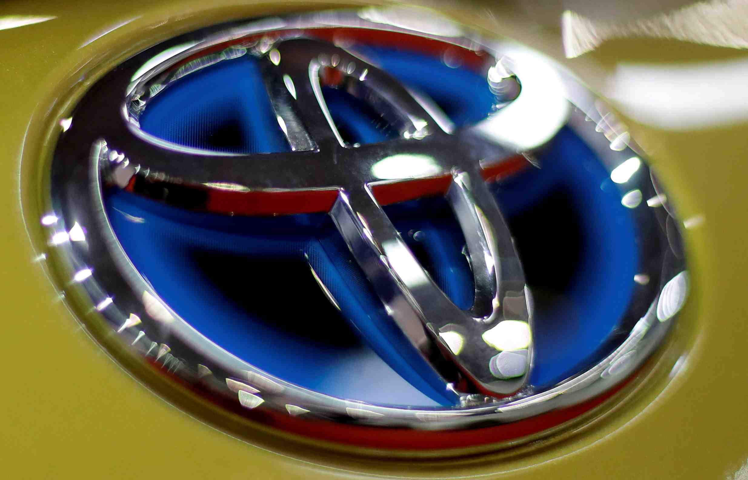 Toyota investit 1,76 milliard d'euros dans les vehicules electriques en indonesie