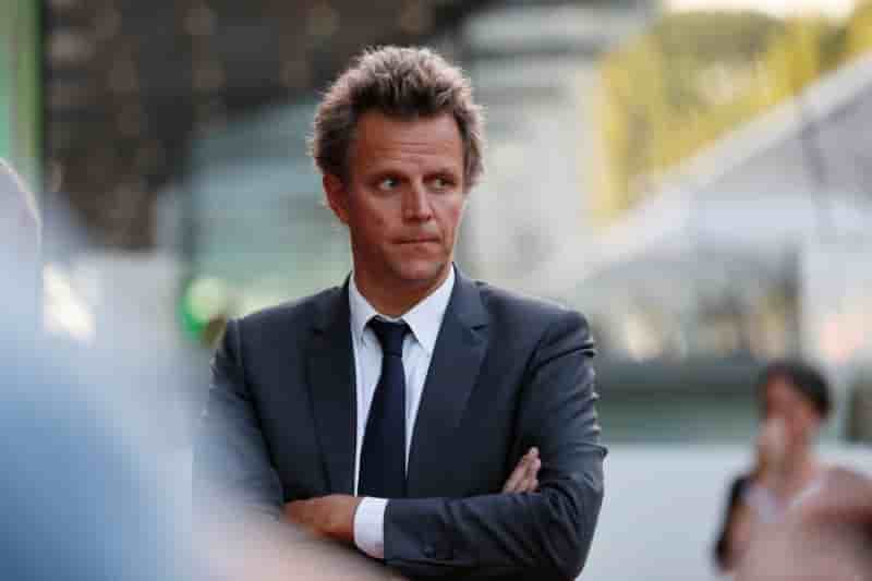Publicis reduit ses couts et divise son dividende apres un resultat organique en recul au 1er trimestre
