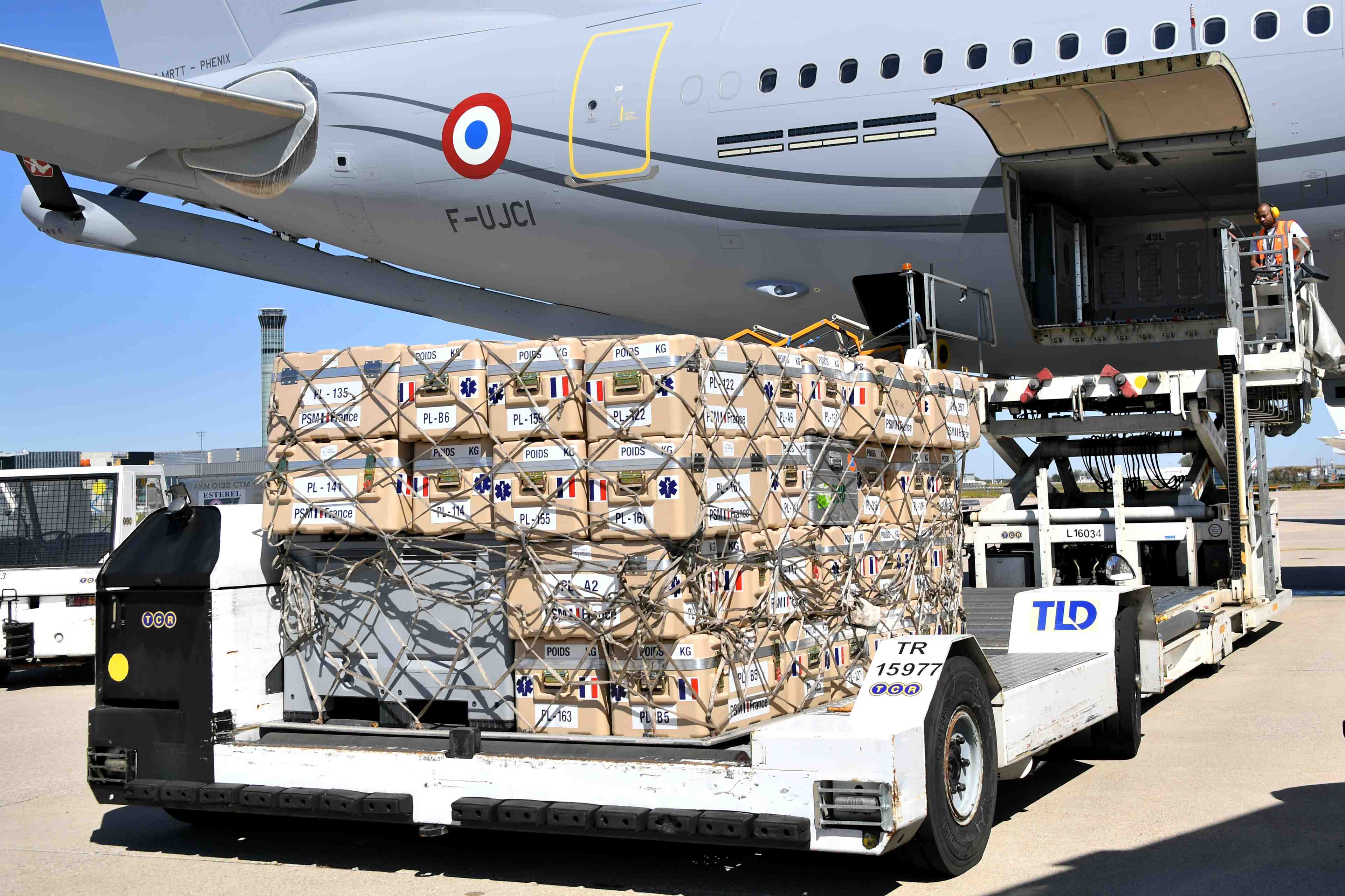 Liban: trois vols ce week-end pour acheminer de l'aide francaise