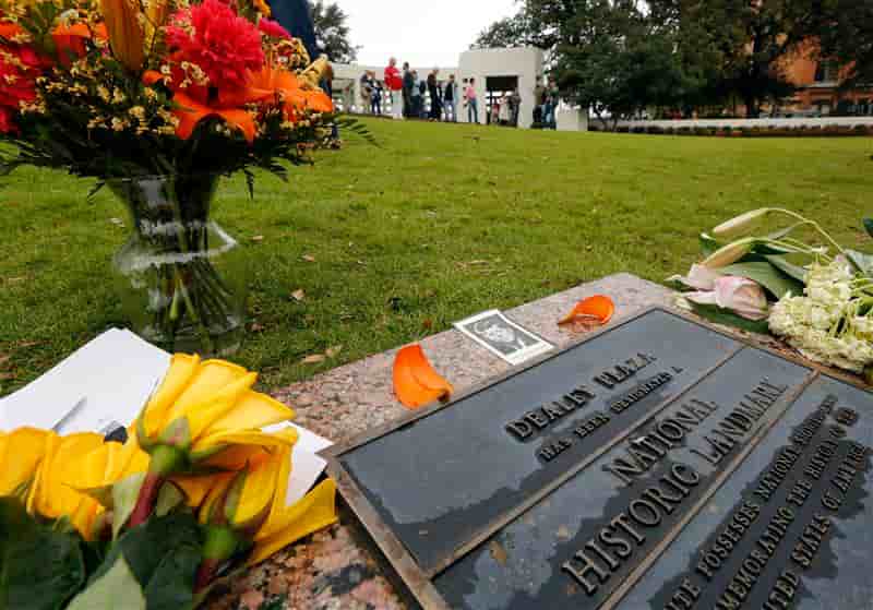 Pour la première fois, Dallas se souvient de JFK, 50 ans après