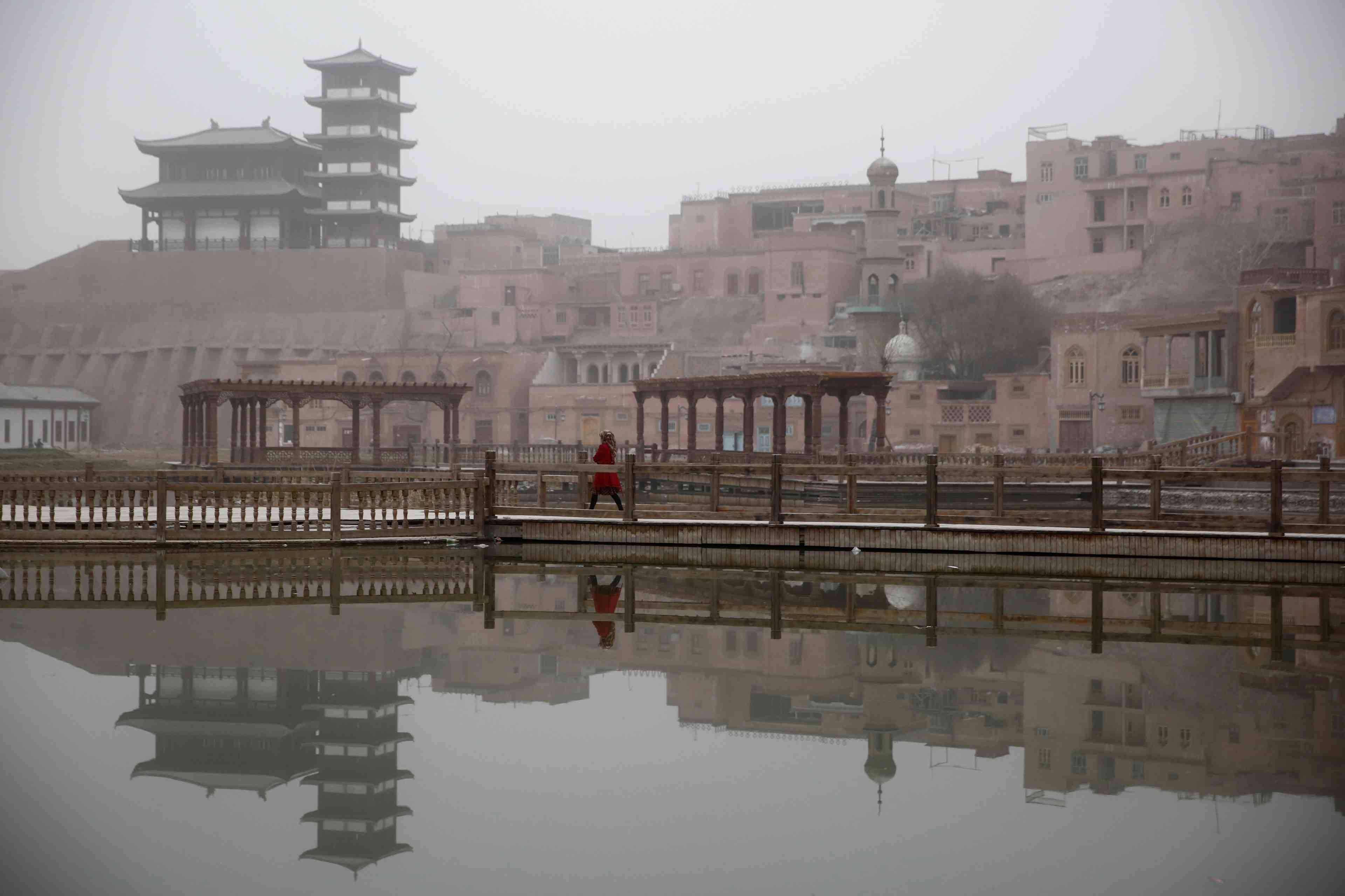Nouveaux appels a la fermeture des "camps de reeducation" du xinjiang