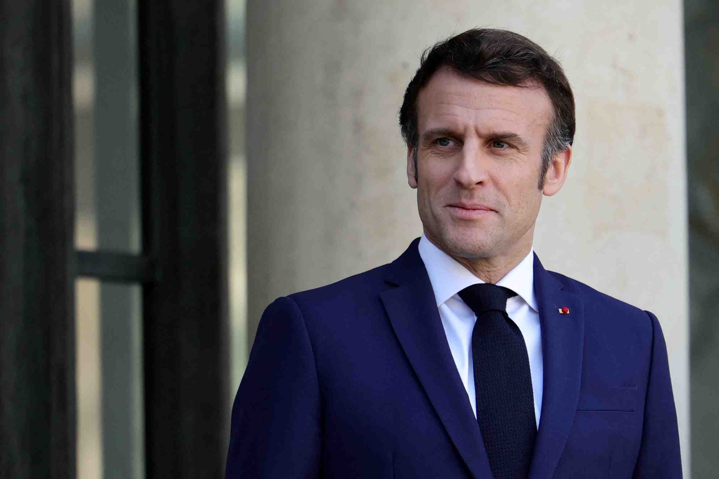 Ukraine: macron ne voit pas de solution diplomatique rapide