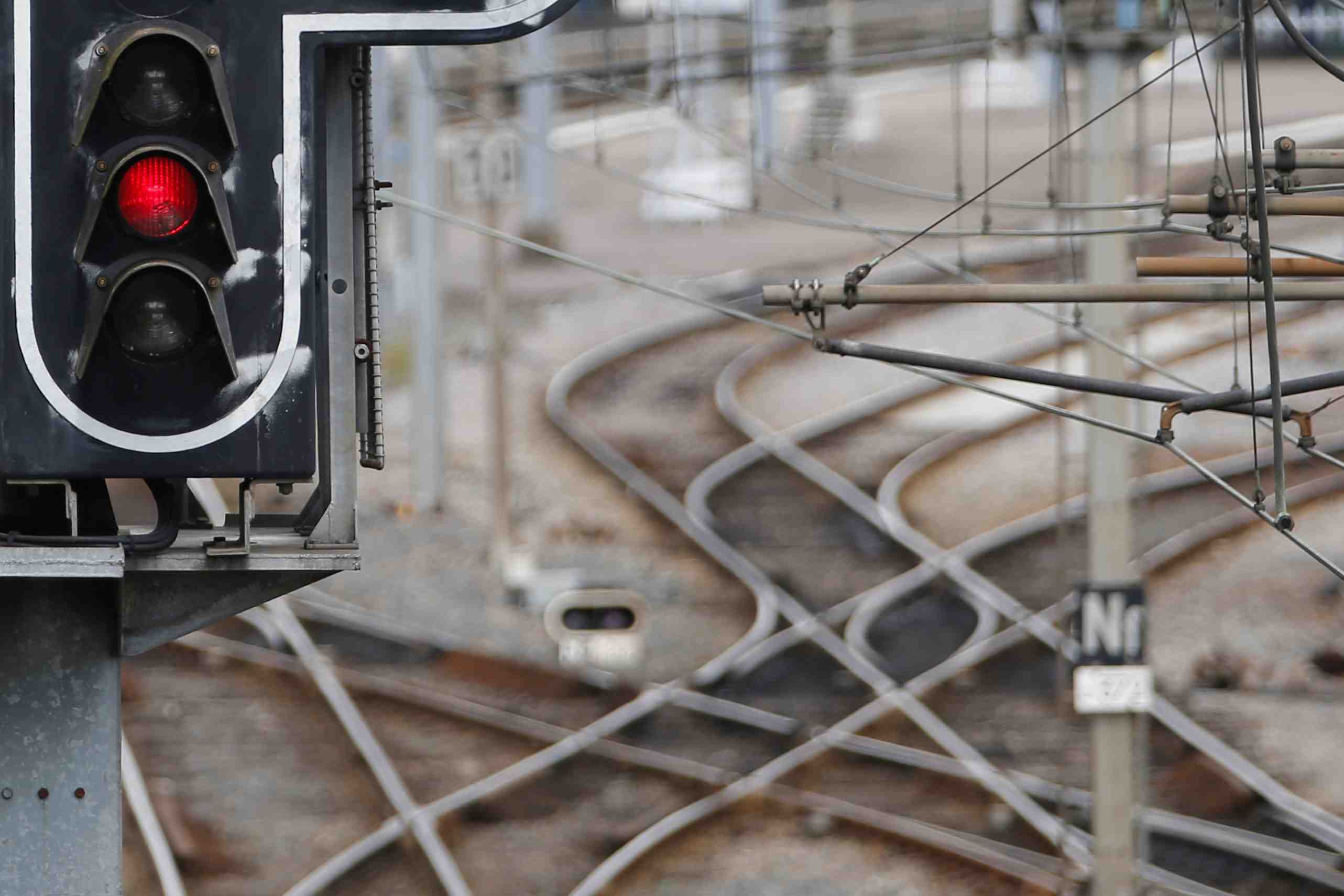 Valls appelle a la fin de la greve dans les transports