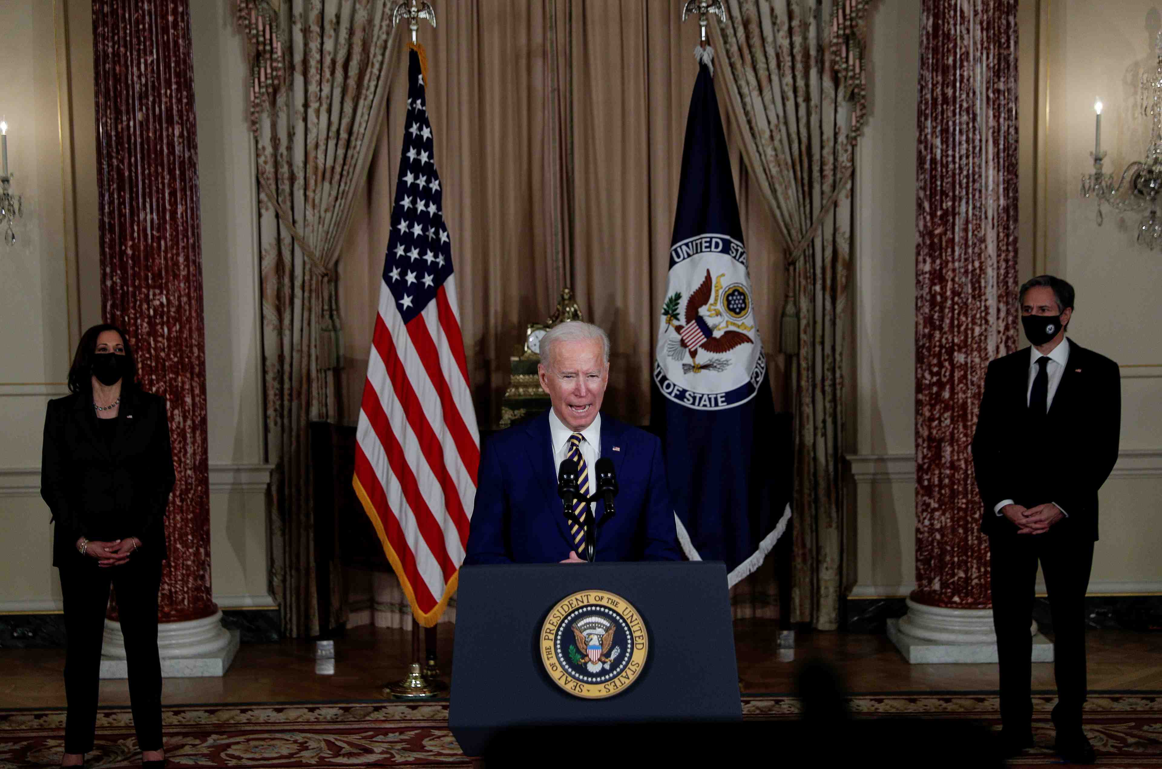 Biden va accepter plus de refugies apres les restrictions imposees par trump