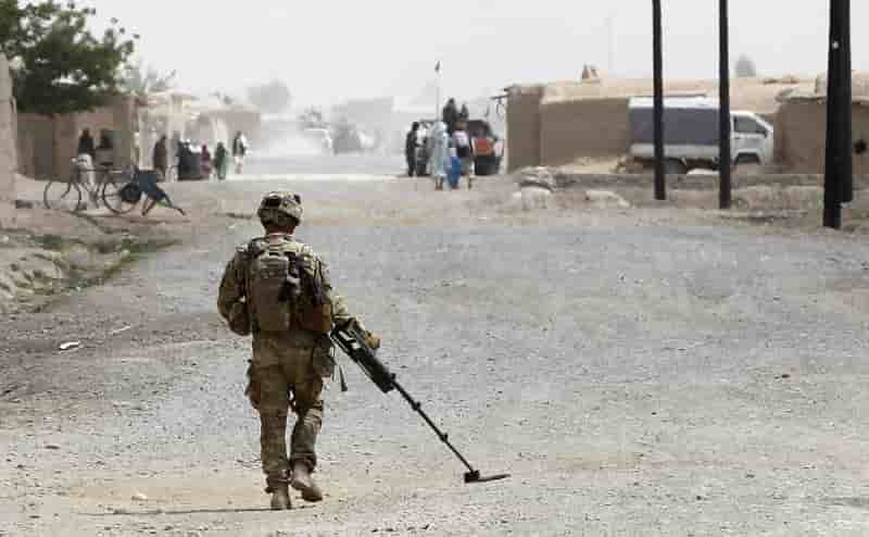 Un soldat americain arrete a hawai pour soutien a l'ei