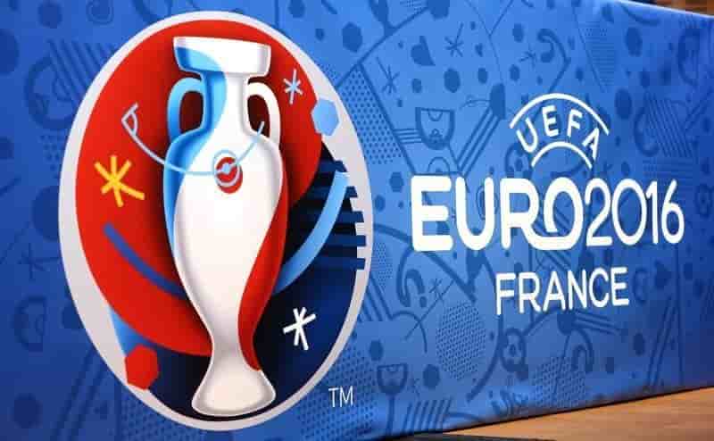 Inquietude du tourisme a l'approche de l'euro en raison de la crise sociale
