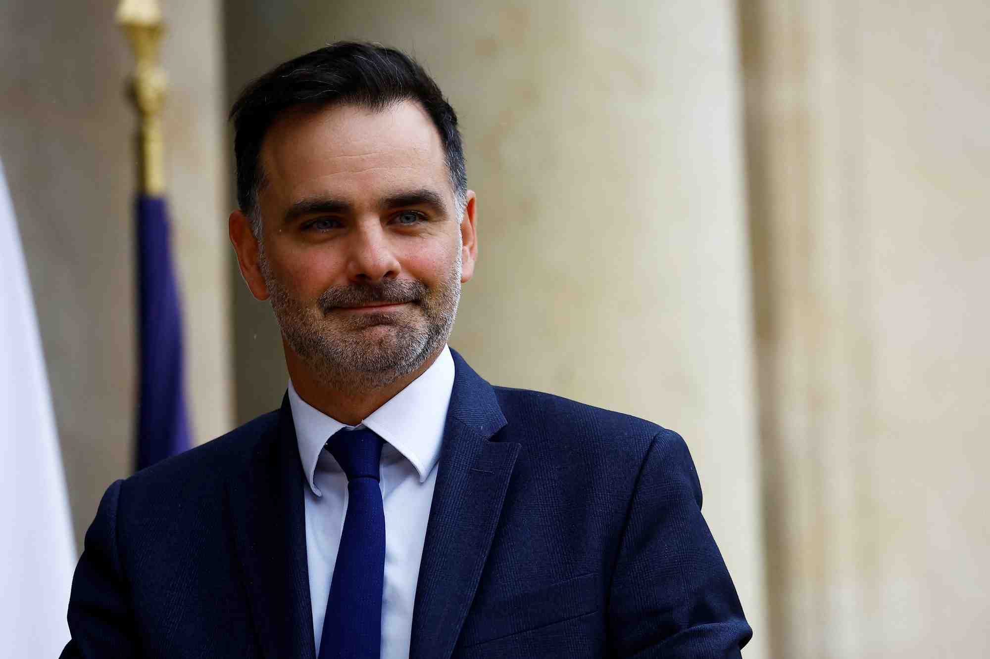 Le ministre francais du budget, laurent saint-martin, lors du conseil des ministres hebdomadaire au palais de l'elysee a paris