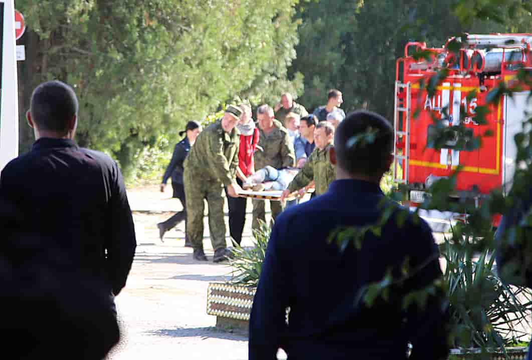Un lyceen tue 19 personnes en crimee