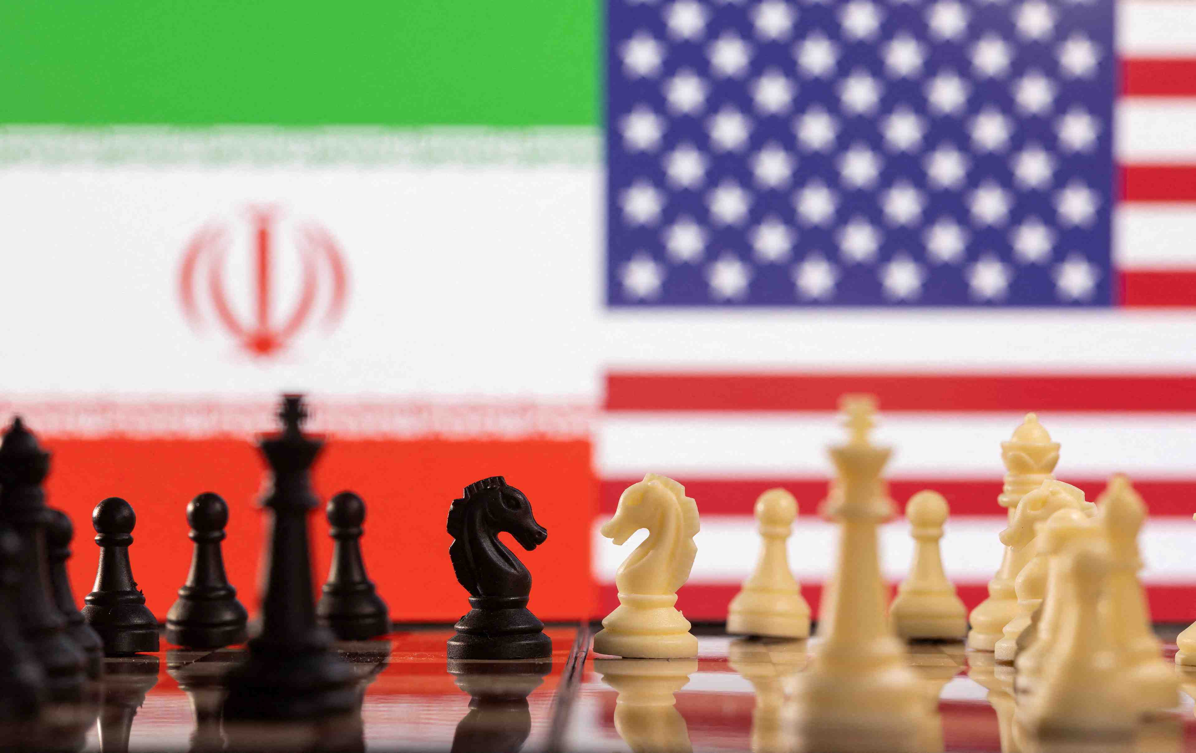 Nucleaire: l'iran considere la levee des sanctions americaines comme une "ligne rouge" pour la relance de l'accord