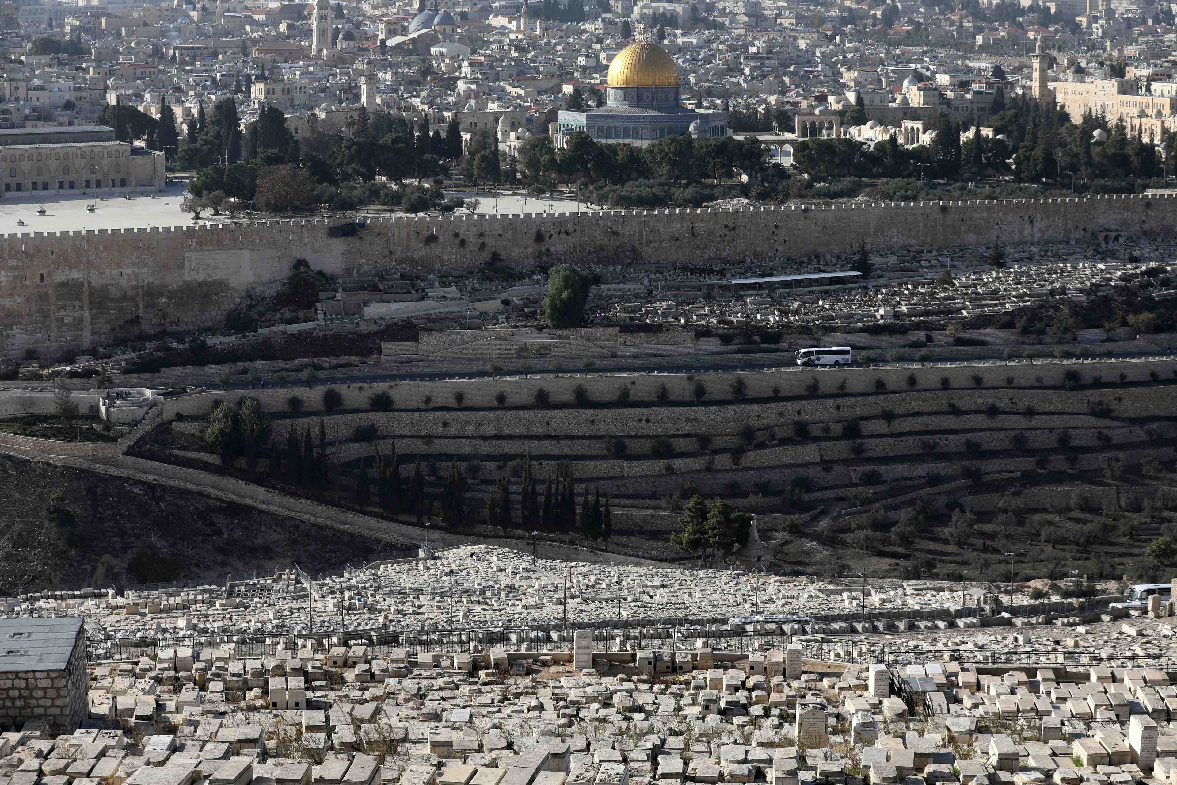 Jerusalem doit etre une capitale partagee, dit boris johnson