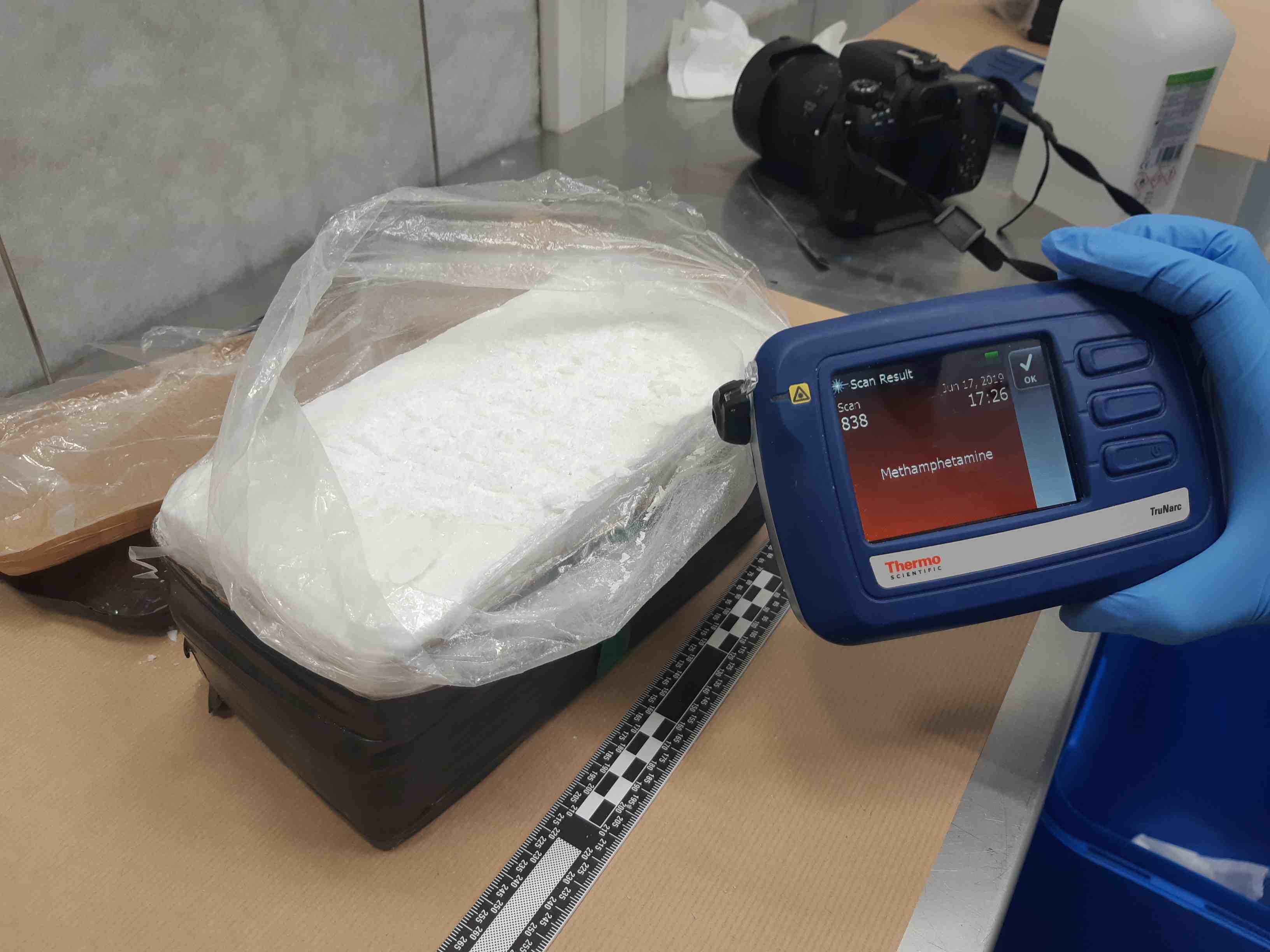 Saisie record de 2,5 tonnes de methamphetamine aux pays-bas