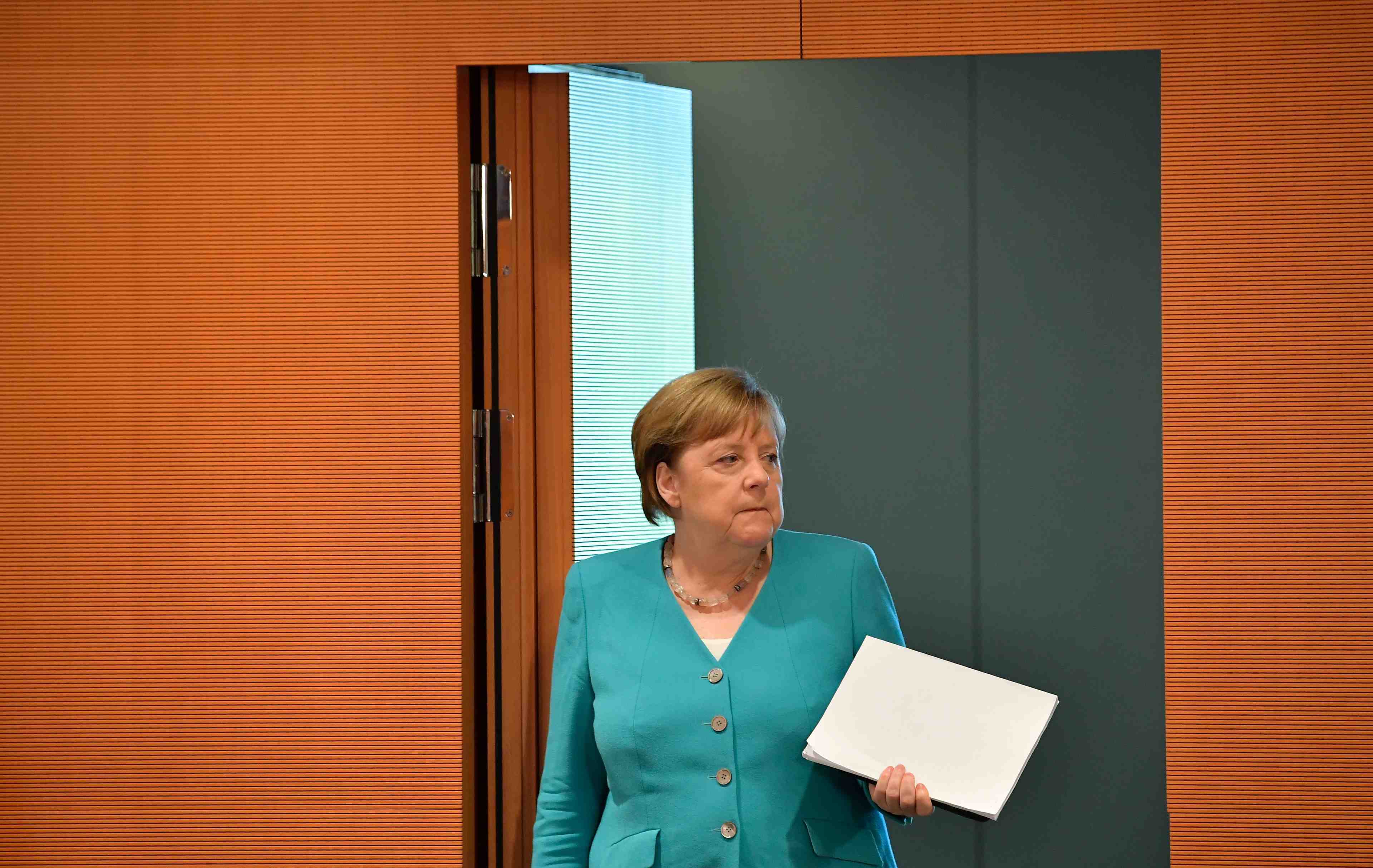 Les negociations sur le plan de relance europeen continueront en juillet, dit merkel