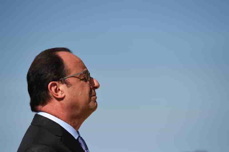 Francois hollande prone l'apaisement social