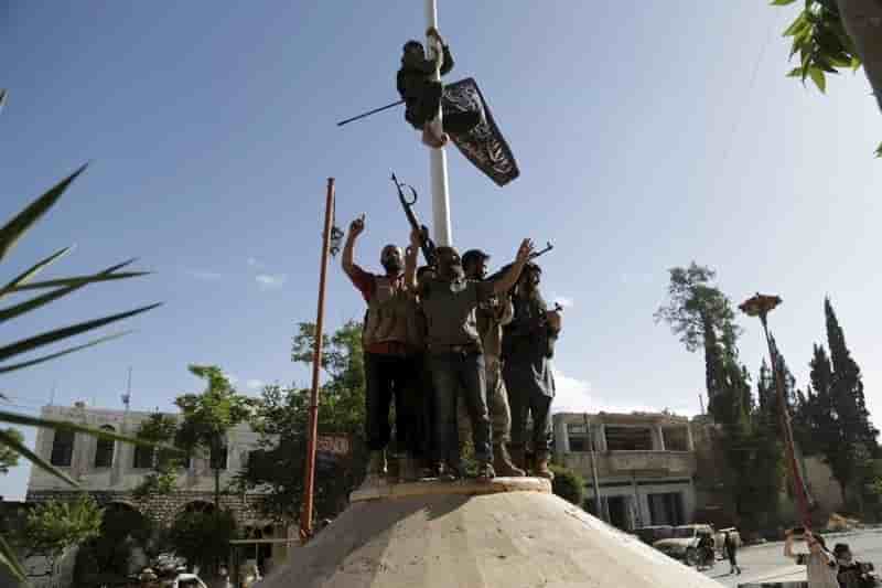 Al nosra en syrie dit avoir tue le chef d'un mouvement concurrent