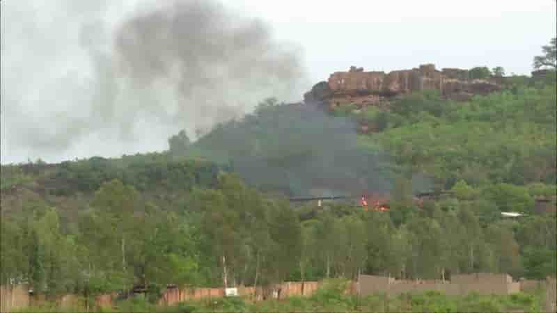 Deux morts dans l'attaque d'un hotel proche de bamako