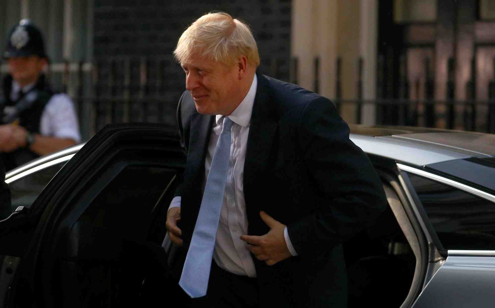 Boris johnson accepte une invitation a se rendre en allemagne