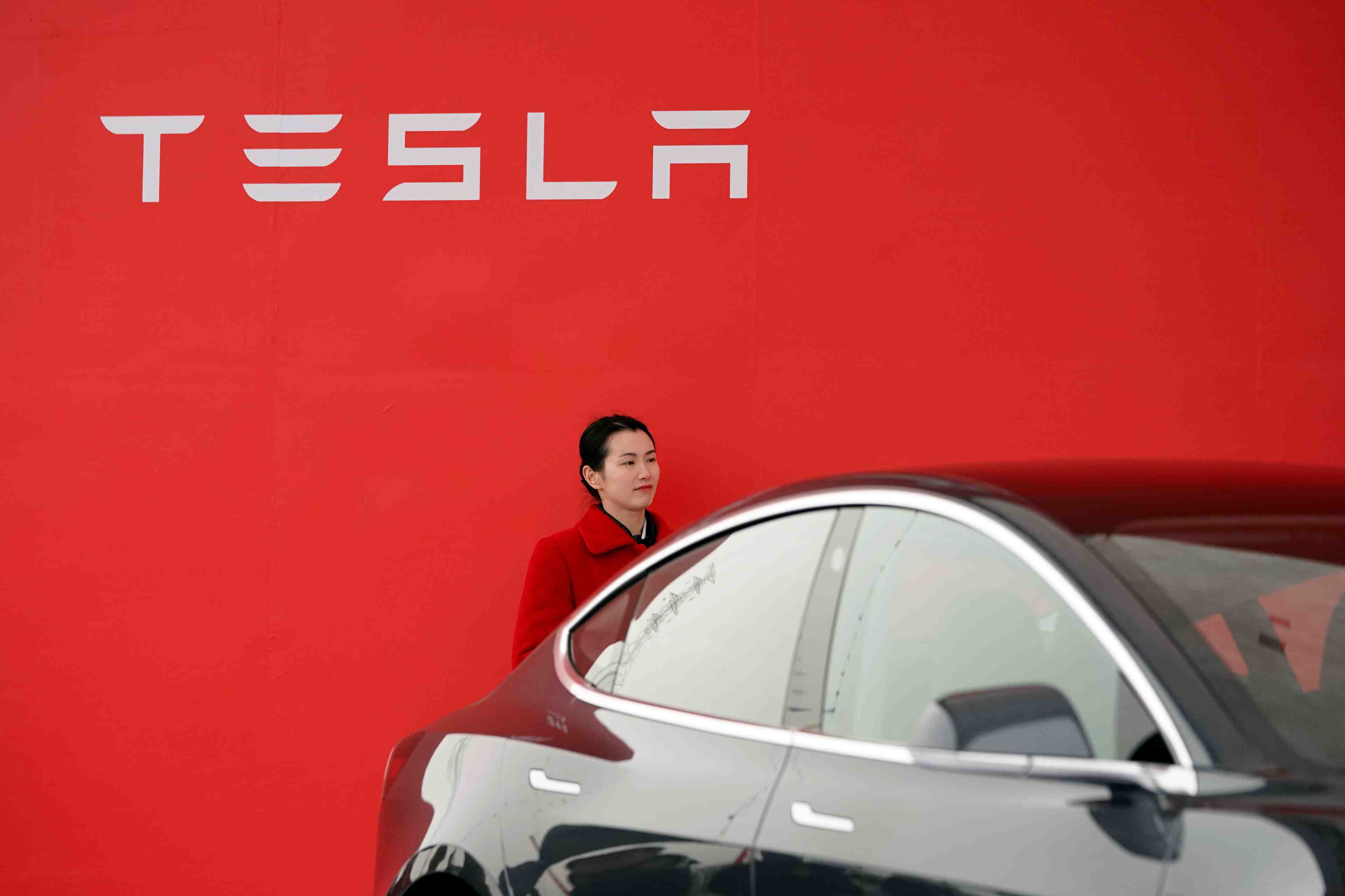 Tesla a suivre a wall street