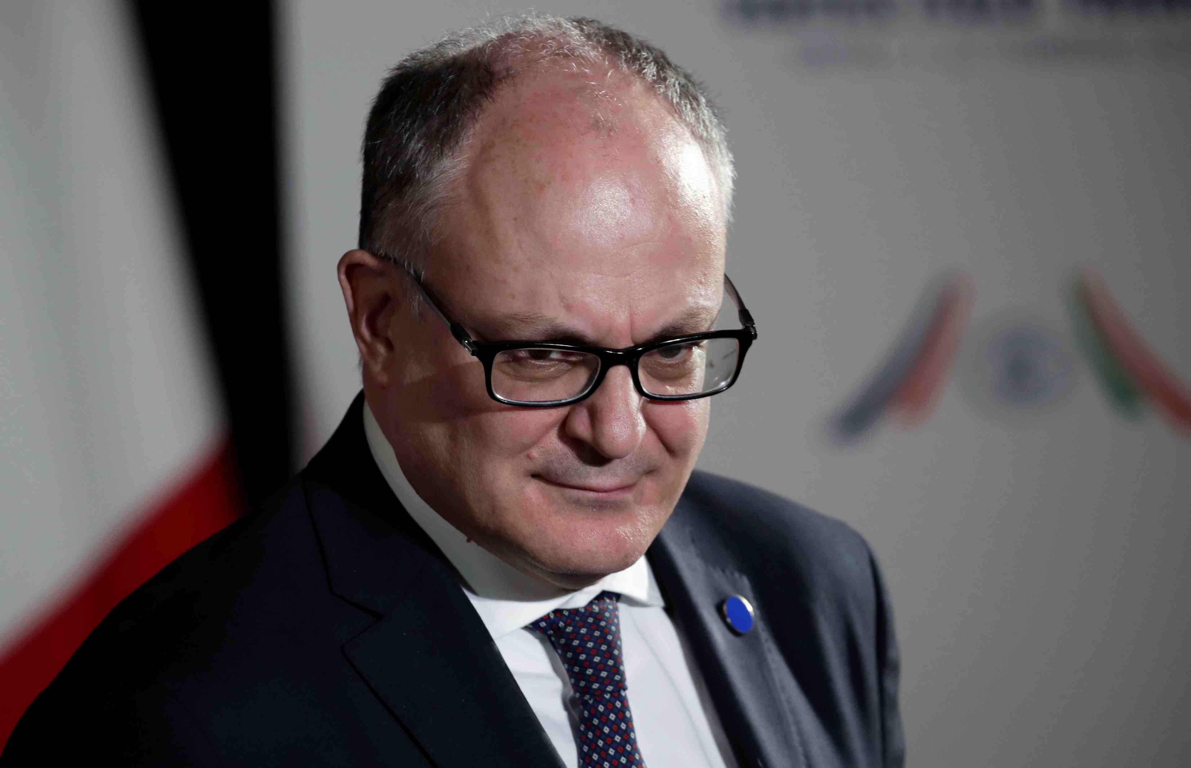 La contraction en italie pourrait depasser 8%, admet gualtieri