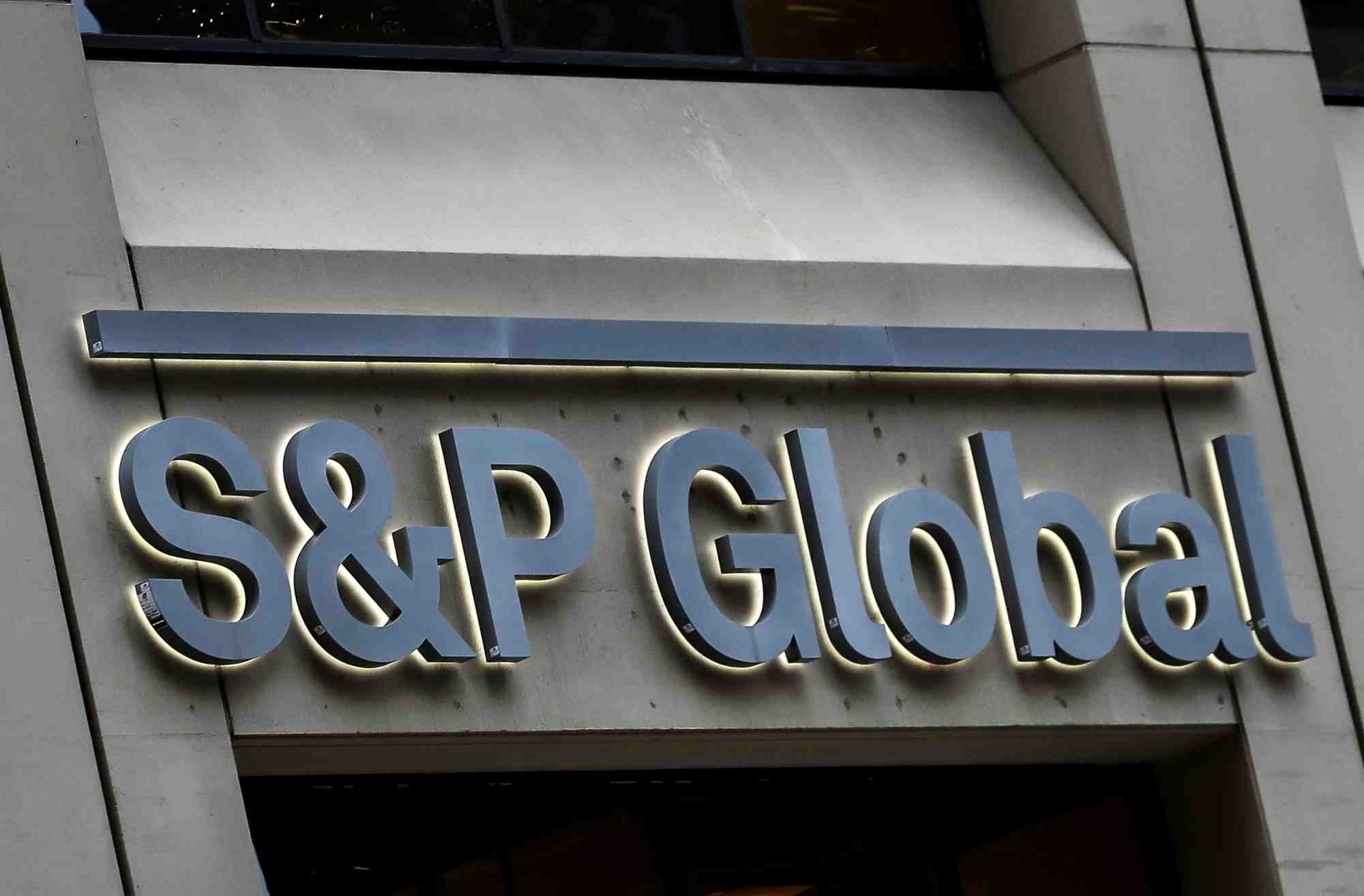 Grande-bretagne: l'autorite de la concurrence enquete sur le rachat d'ihs markit par s&p global