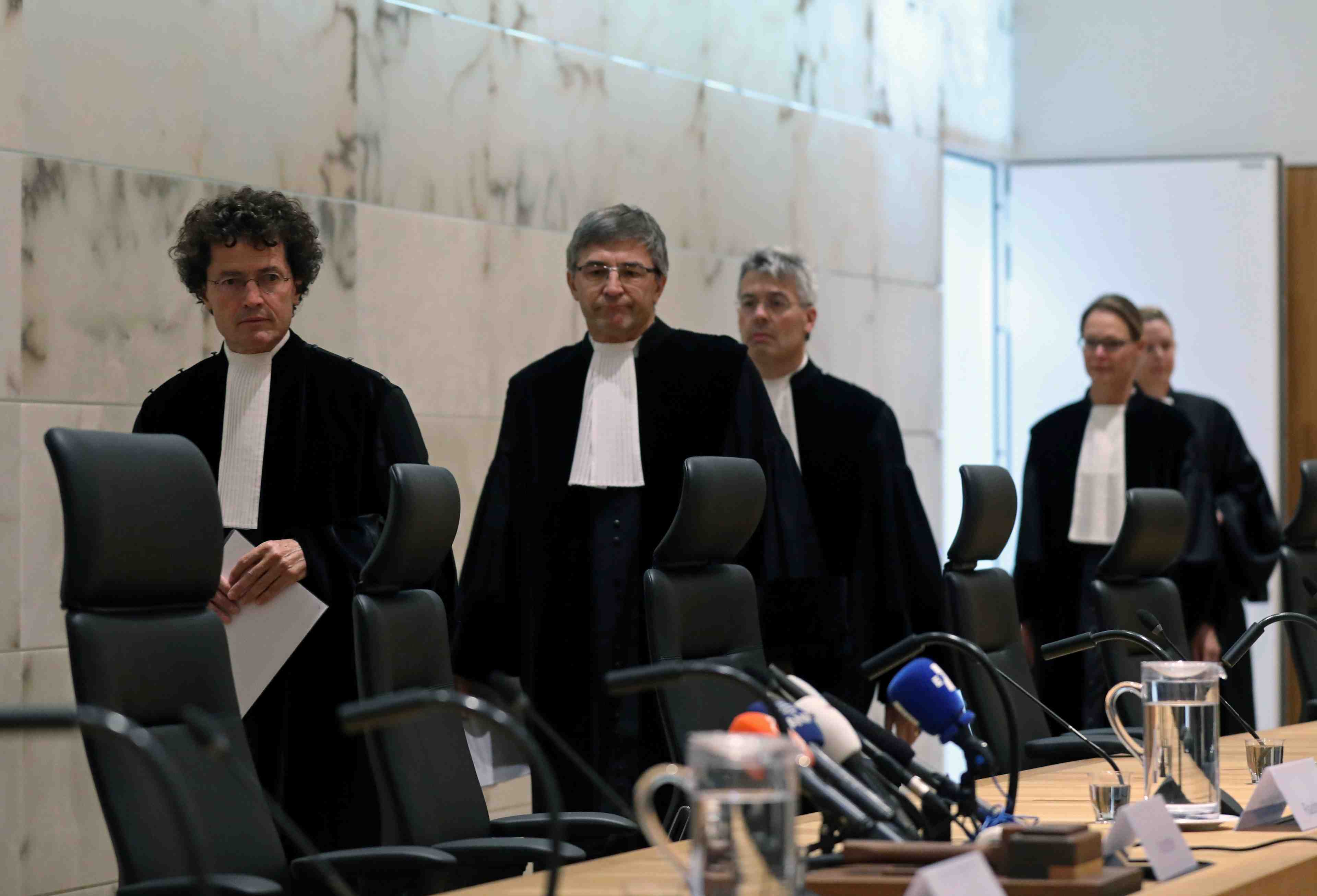 L'etat neerlandais en partie responsable du massacre de srebrenica