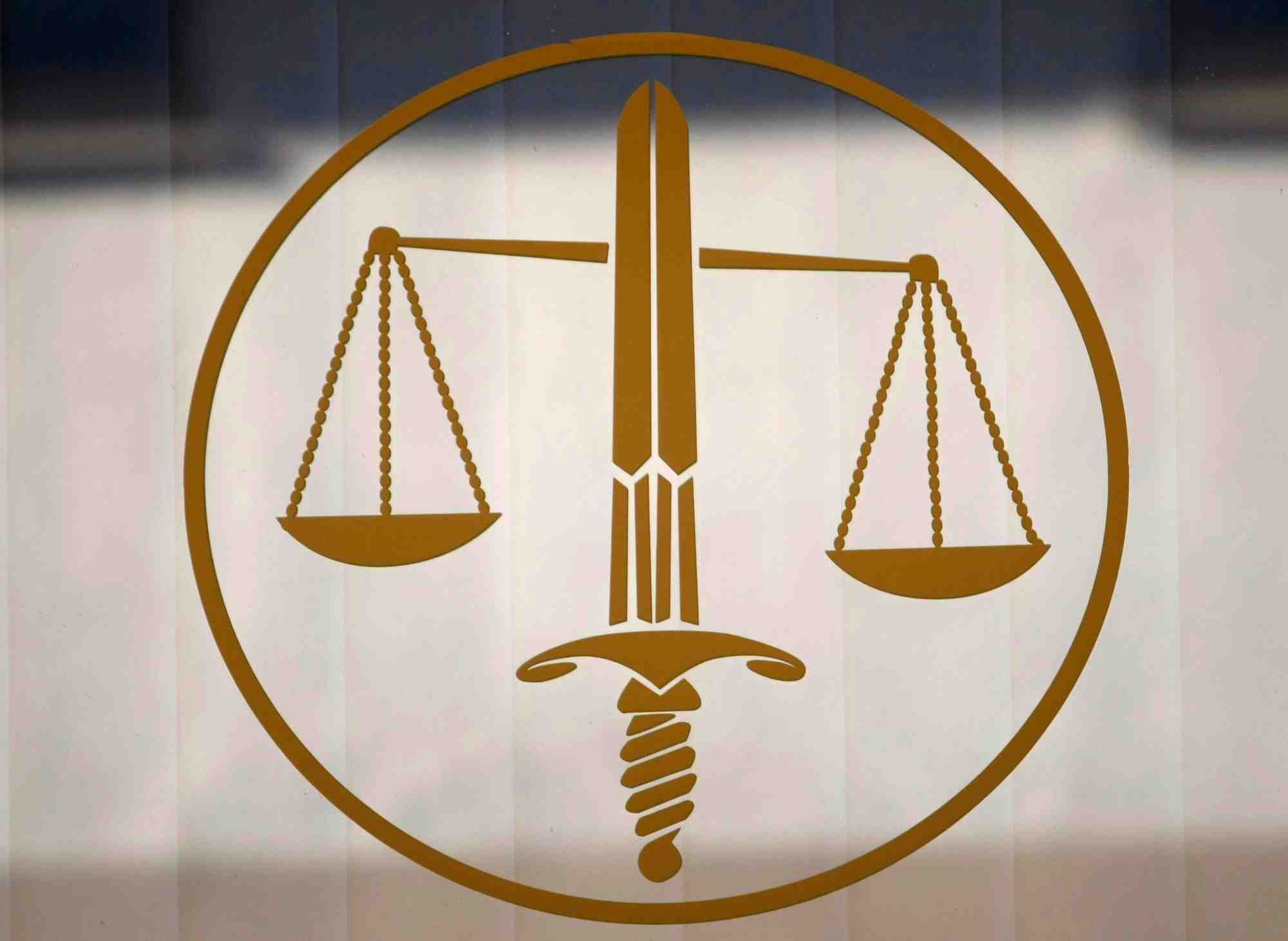 La justice administrative suspend l'expulsion de l'imam iquioussen