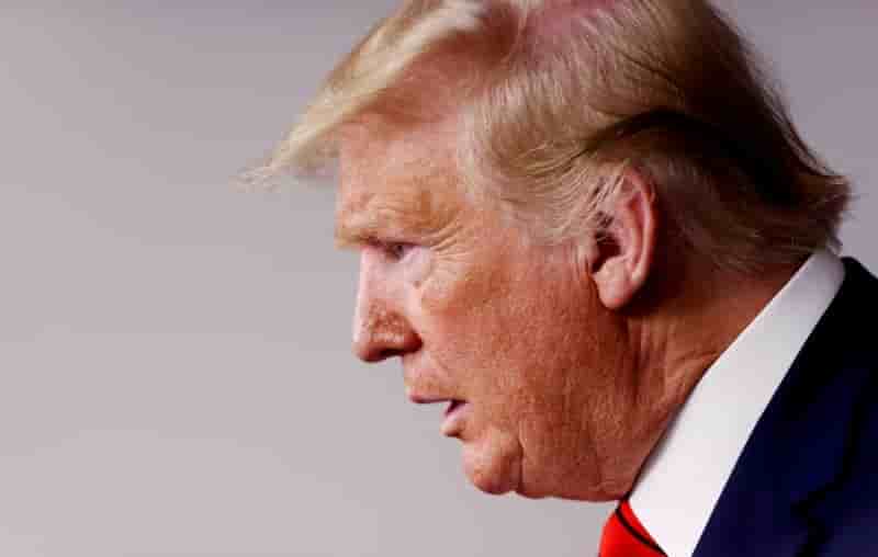 Coronavirus: trump parle d'une "guerre medicale"