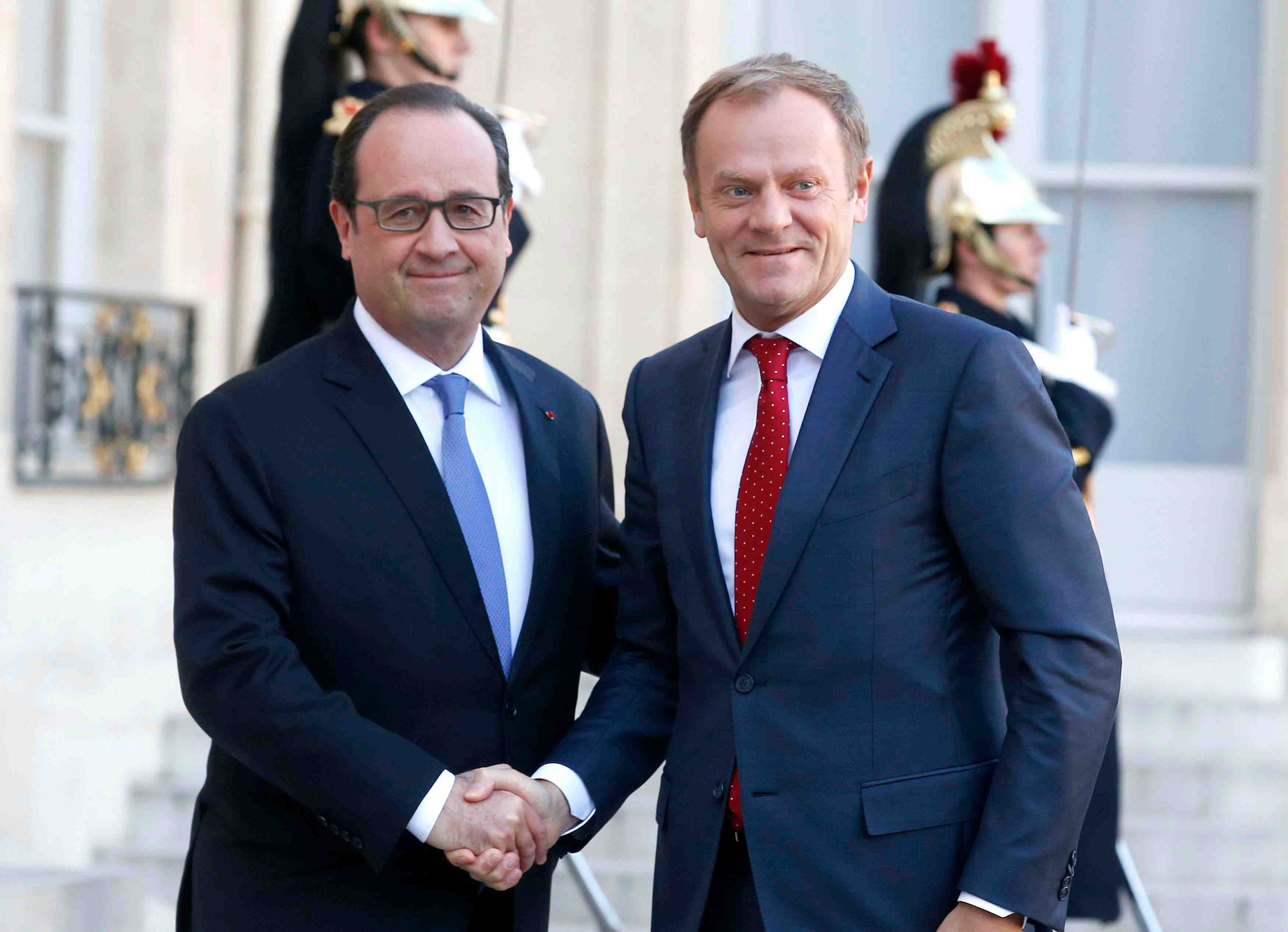 Francois hollande lance son offensive diplomatique contre l'ei