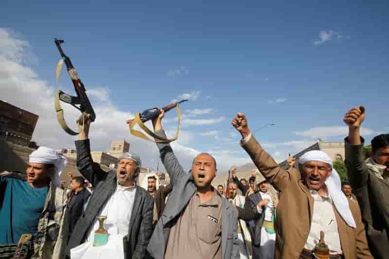 Teheran intensifie son soutien aux milices houthistes au yemen