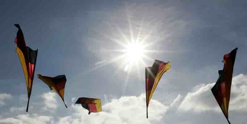 Allemagne: commandes a l'industrie nettement superieures aux attentes