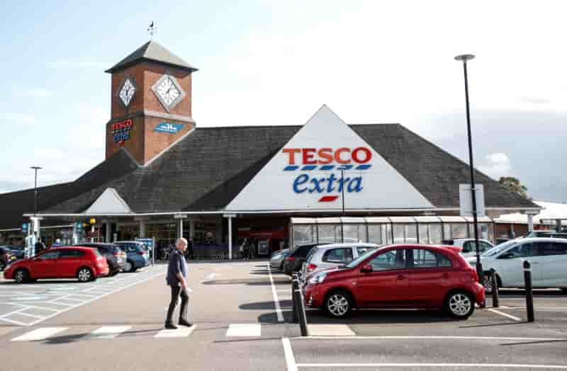 Tesco: la croissance des ventes au royaume-uni a ralenti au t1