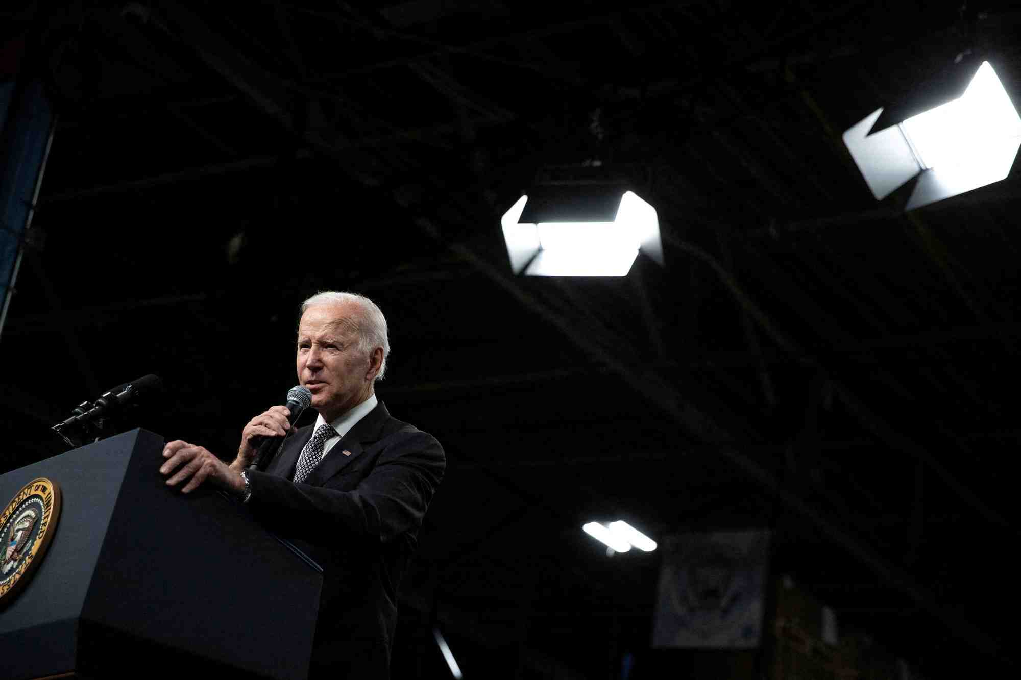 Le president americain joe biden prononce un discours a new york