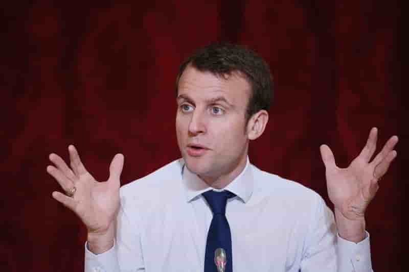 Juppe reste favori pour 2017 mais macron se rapproche